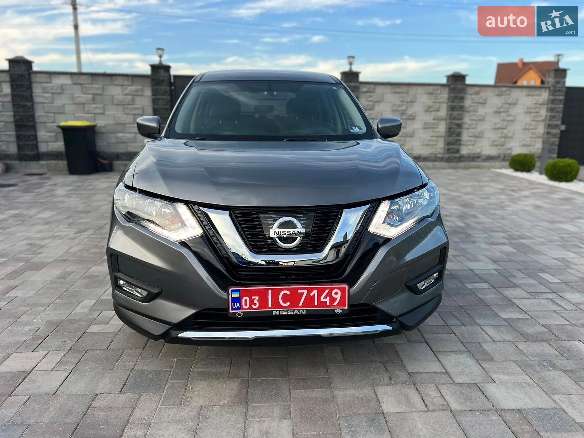 2017 Nissan Rogue - мініатюра 2