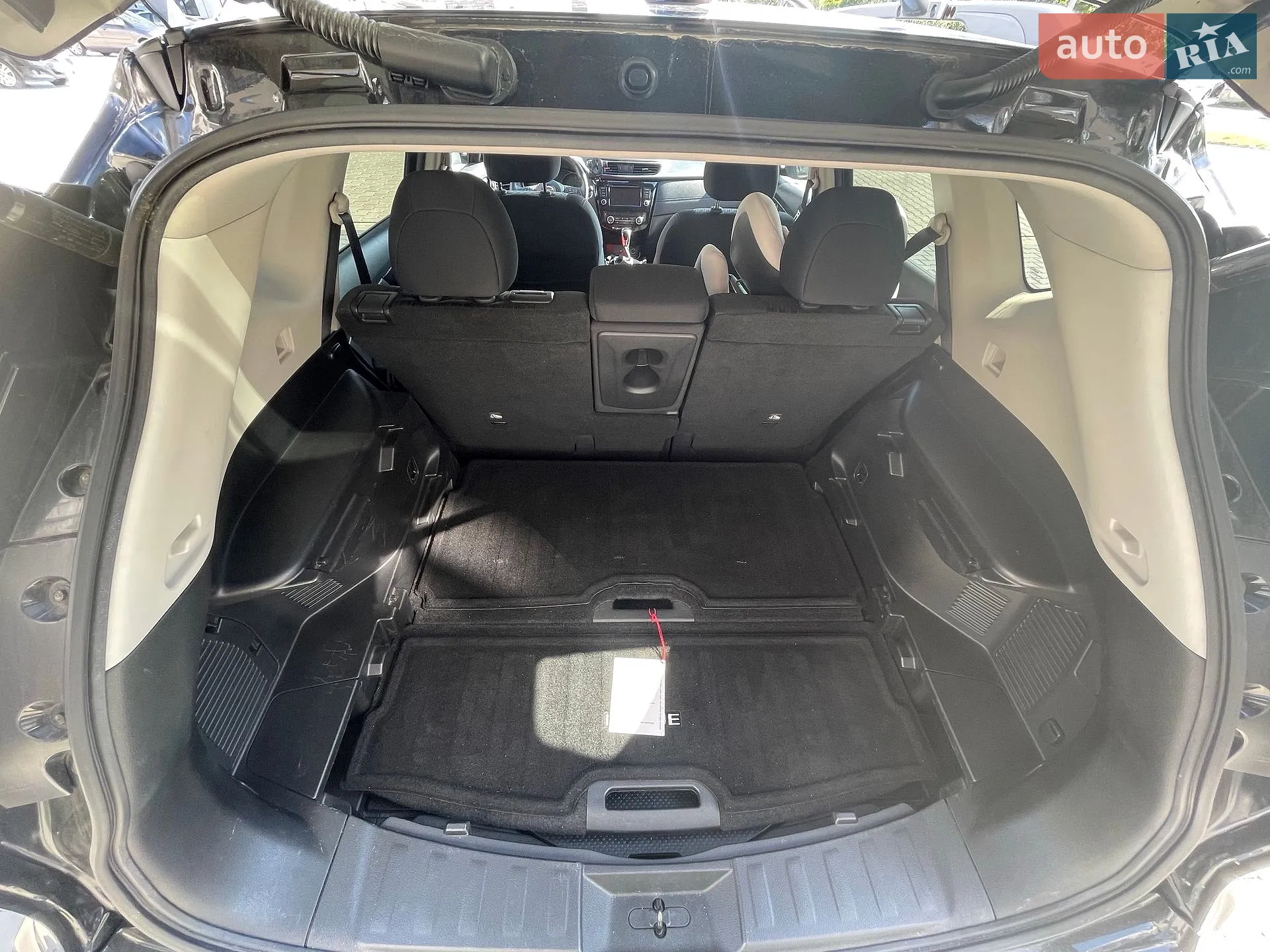 2019 Nissan Rogue - мініатюра 17