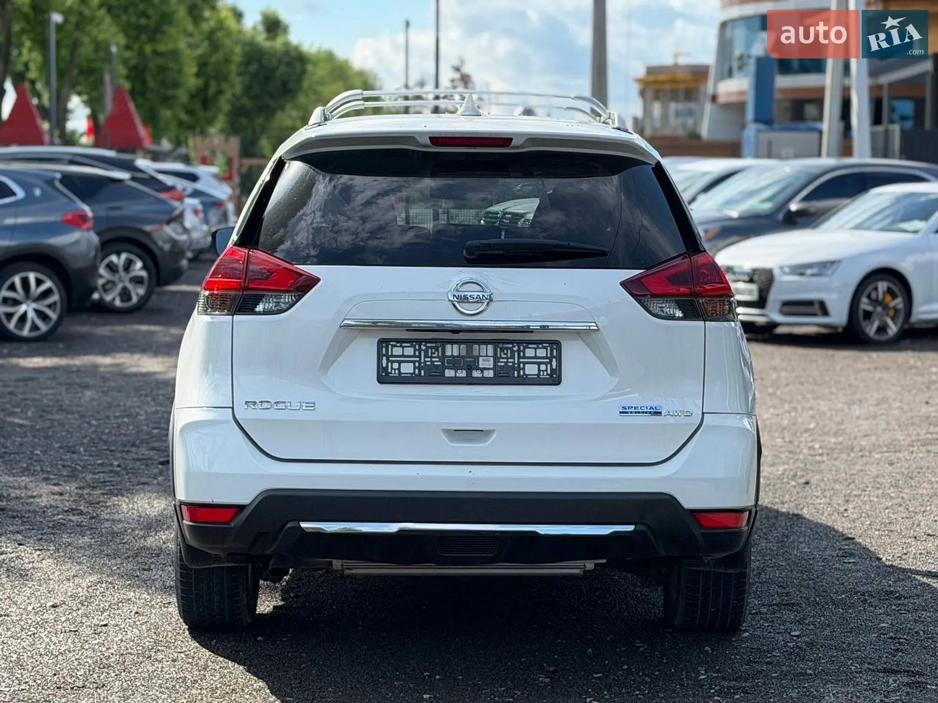 2019 Nissan Rogue - мініатюра 4