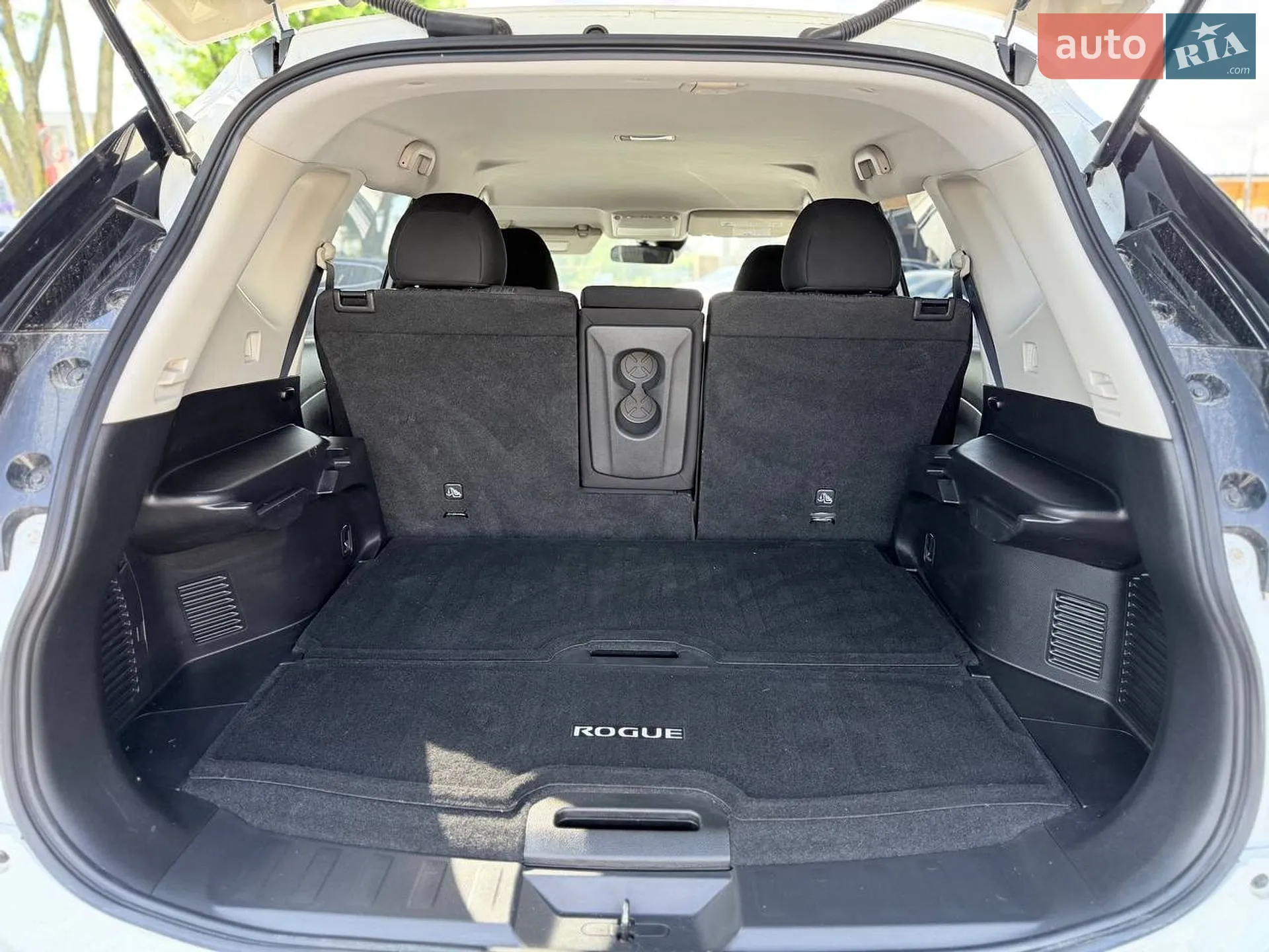 2019 Nissan Rogue - мініатюра 28