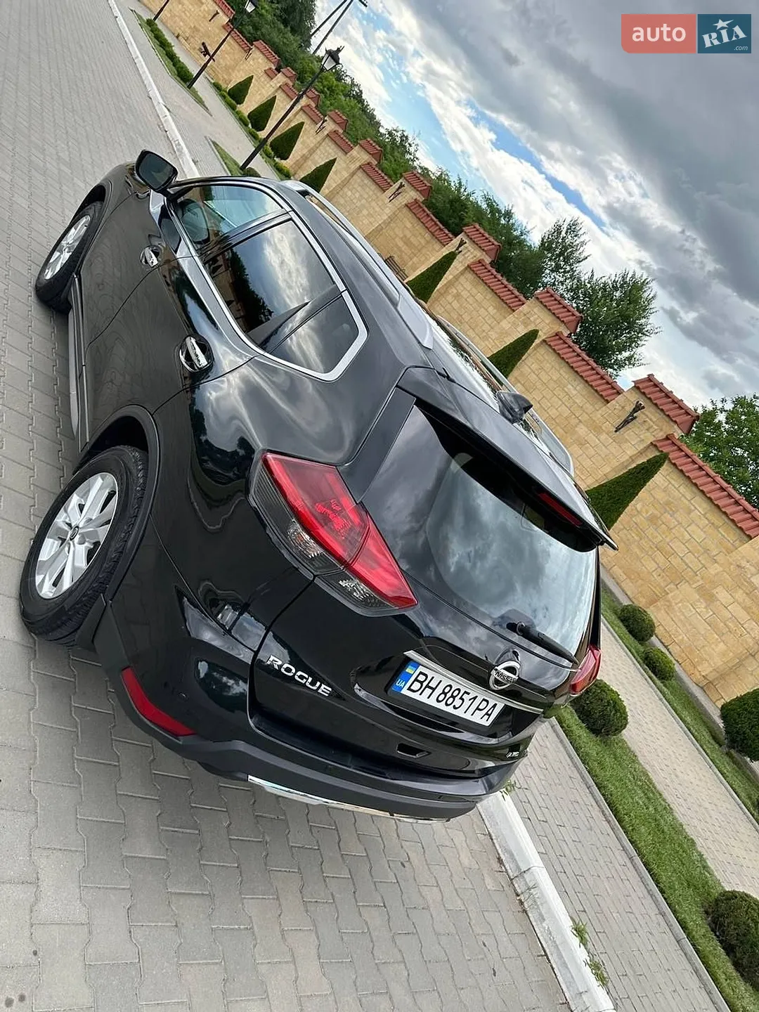 2018 Nissan Rogue - мініатюра 3