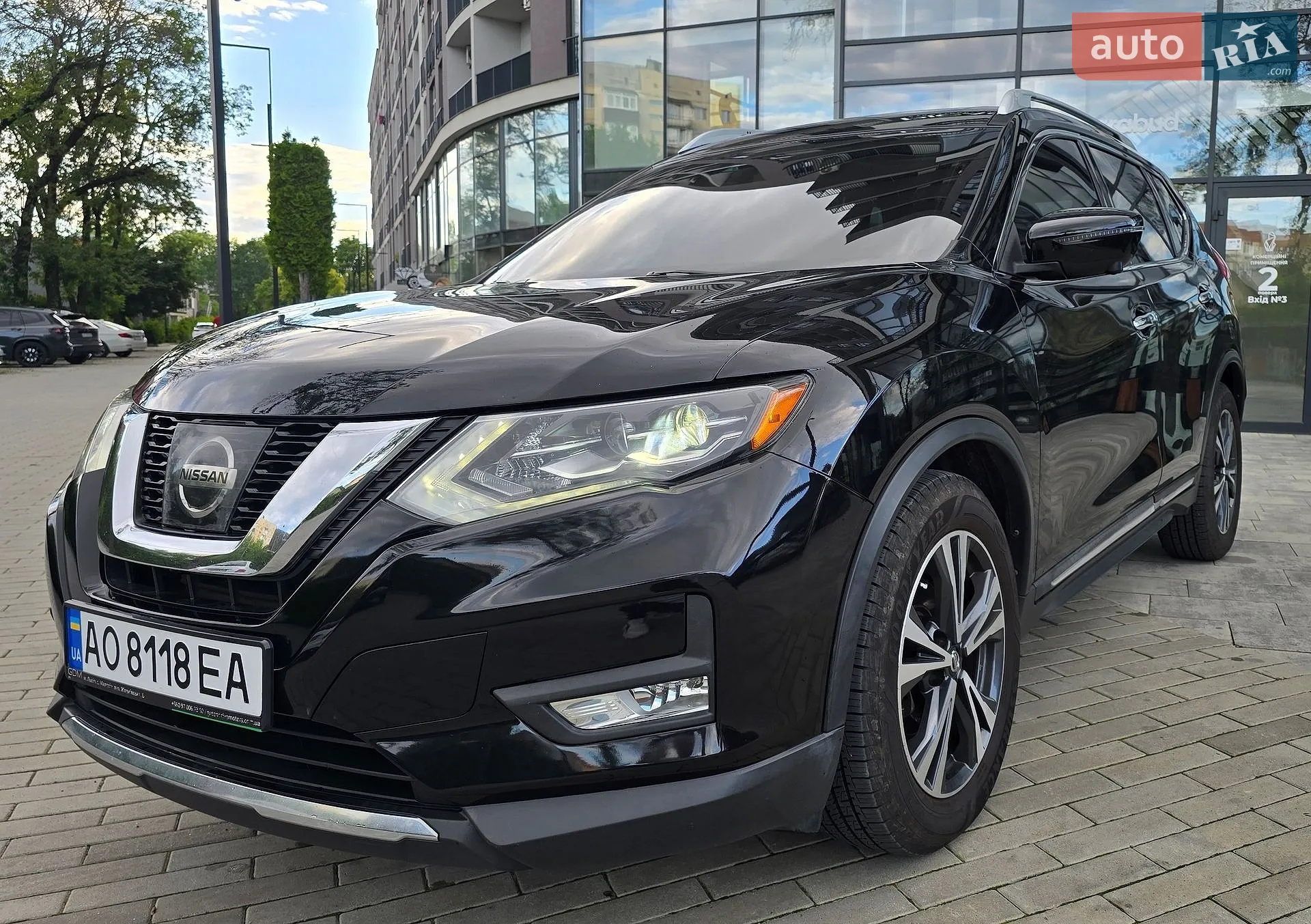 2017 Nissan Rogue - мініатюра 4