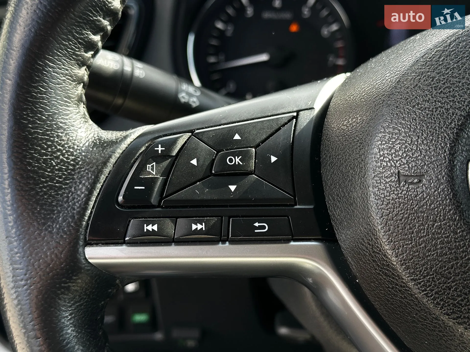 2019 Nissan Rogue - мініатюра 41