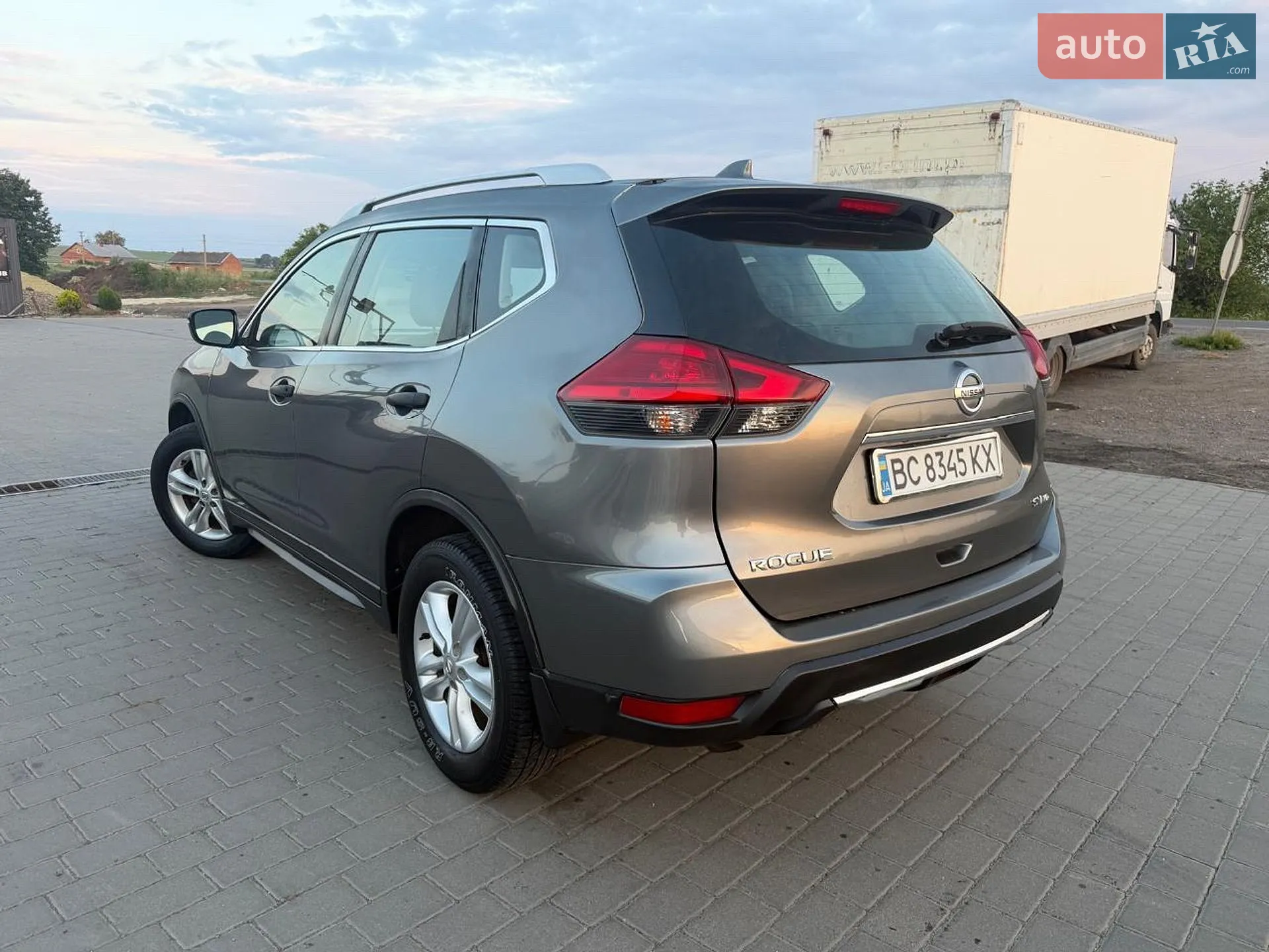 2016 Nissan Rogue - мініатюра 3
