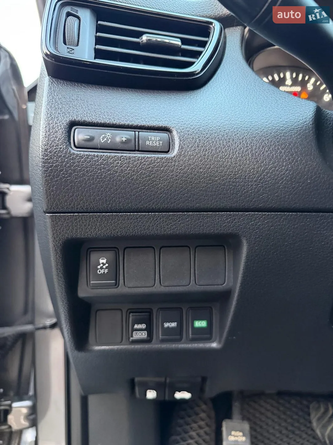 2016 Nissan Rogue - мініатюра 14
