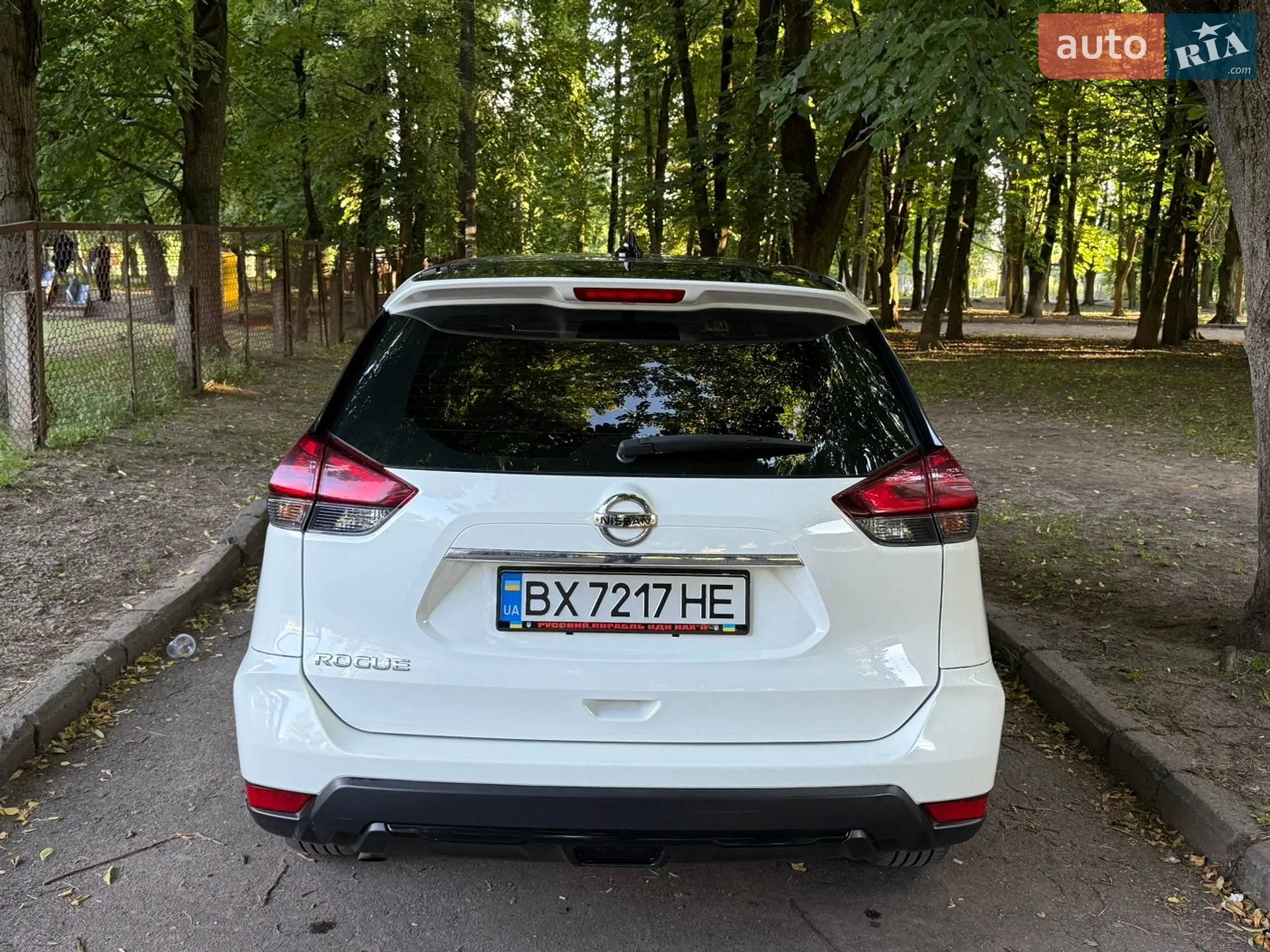 2018 Nissan Rogue - мініатюра 2