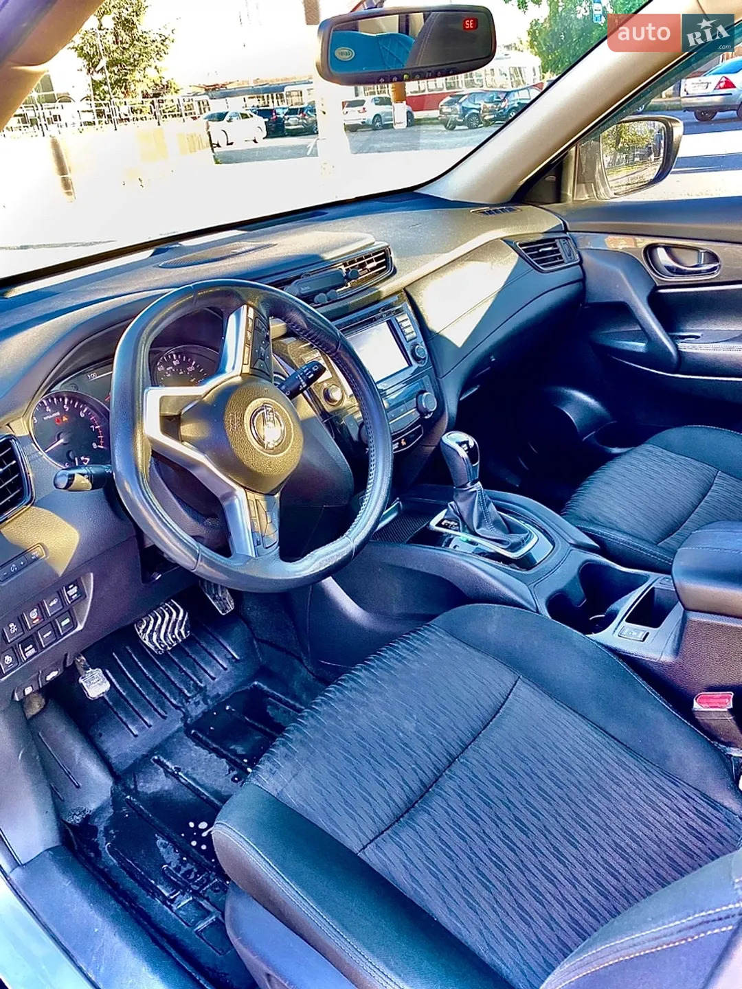 2017 Nissan Rogue - мініатюра 9