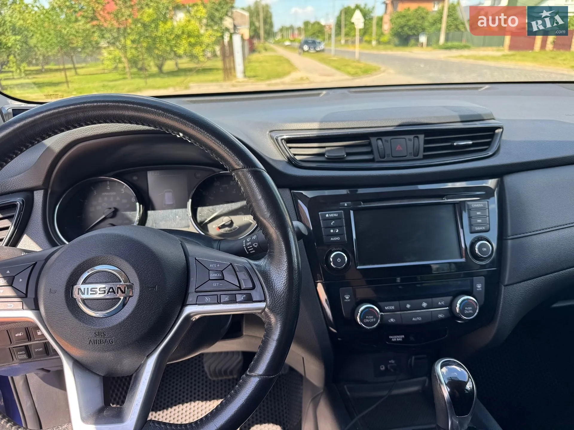2018 Nissan Rogue - мініатюра 8