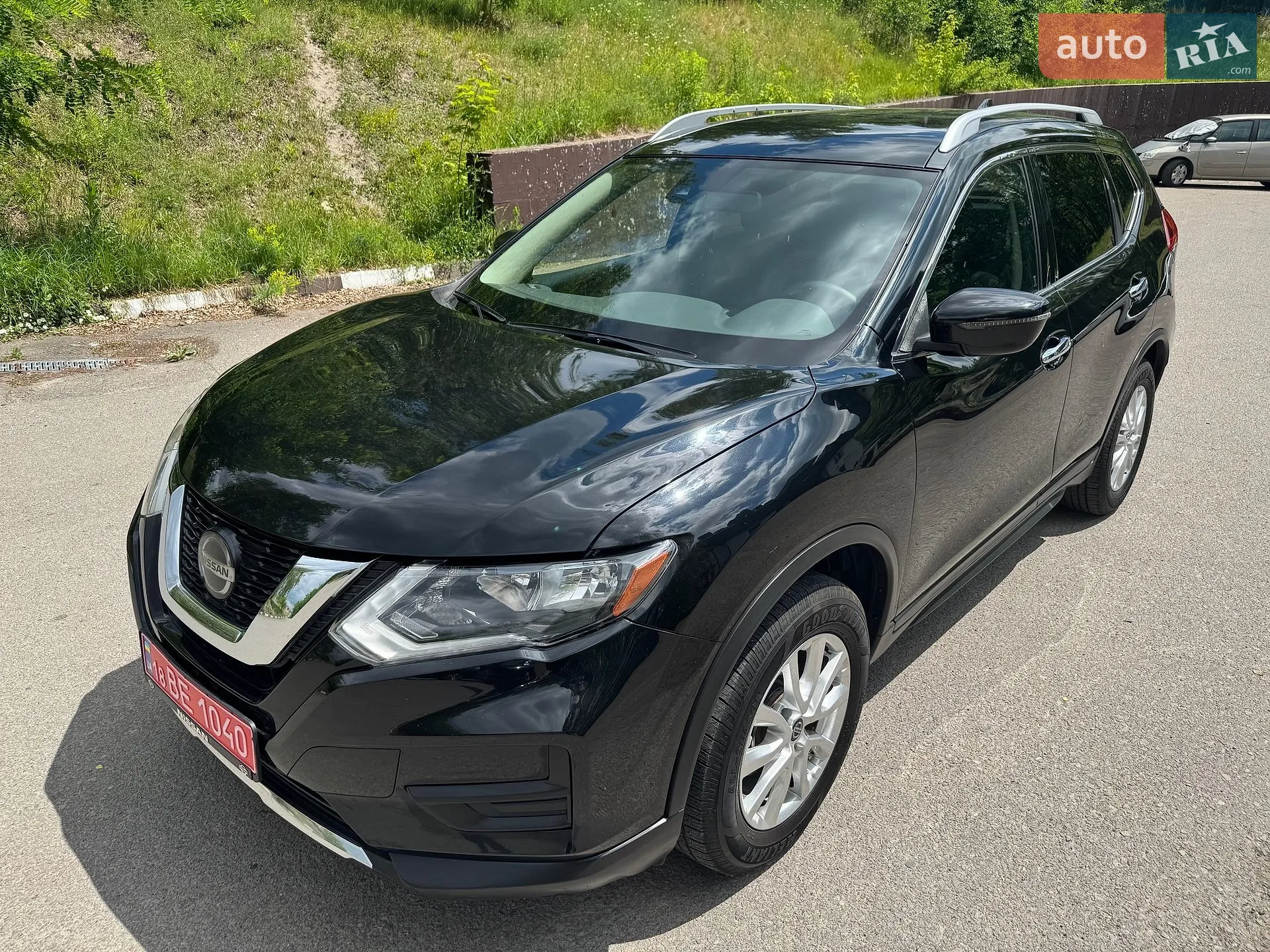 2020 Nissan Rogue - мініатюра 2
