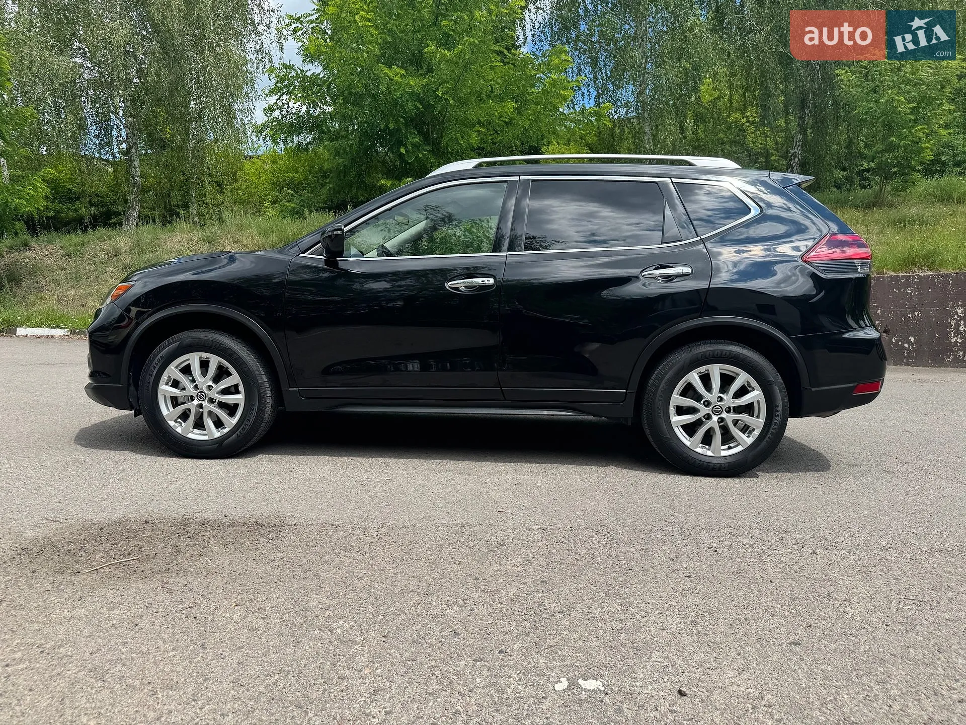2020 Nissan Rogue - мініатюра 17