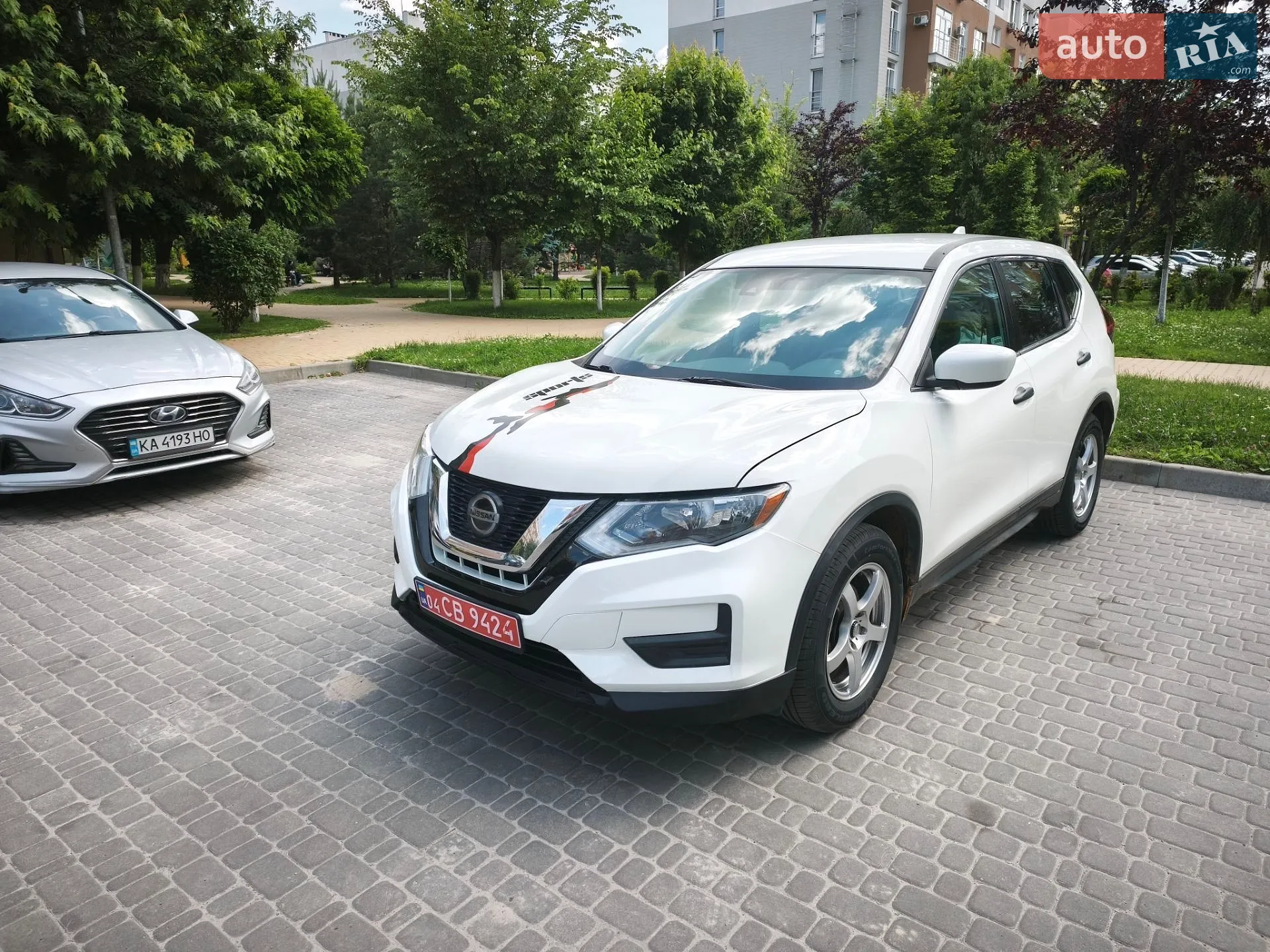 2019 Nissan Rogue - мініатюра 2