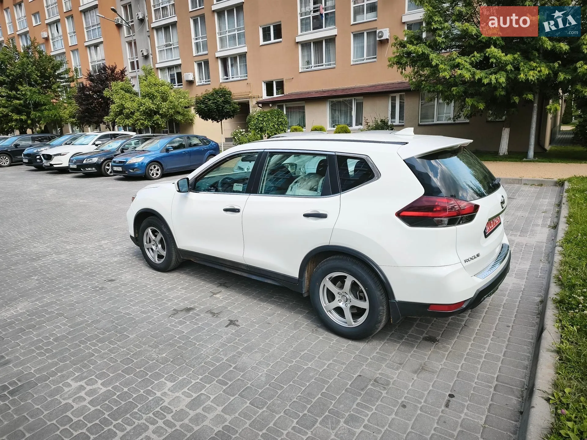 2019 Nissan Rogue - мініатюра 8