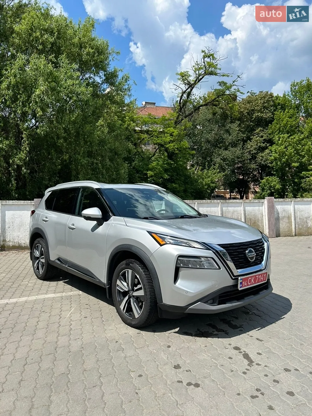 2021 Nissan Rogue - мініатюра 2