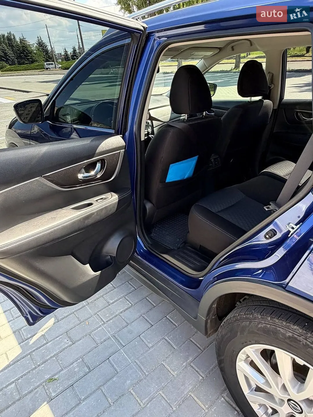 2019 Nissan Rogue - мініатюра 10