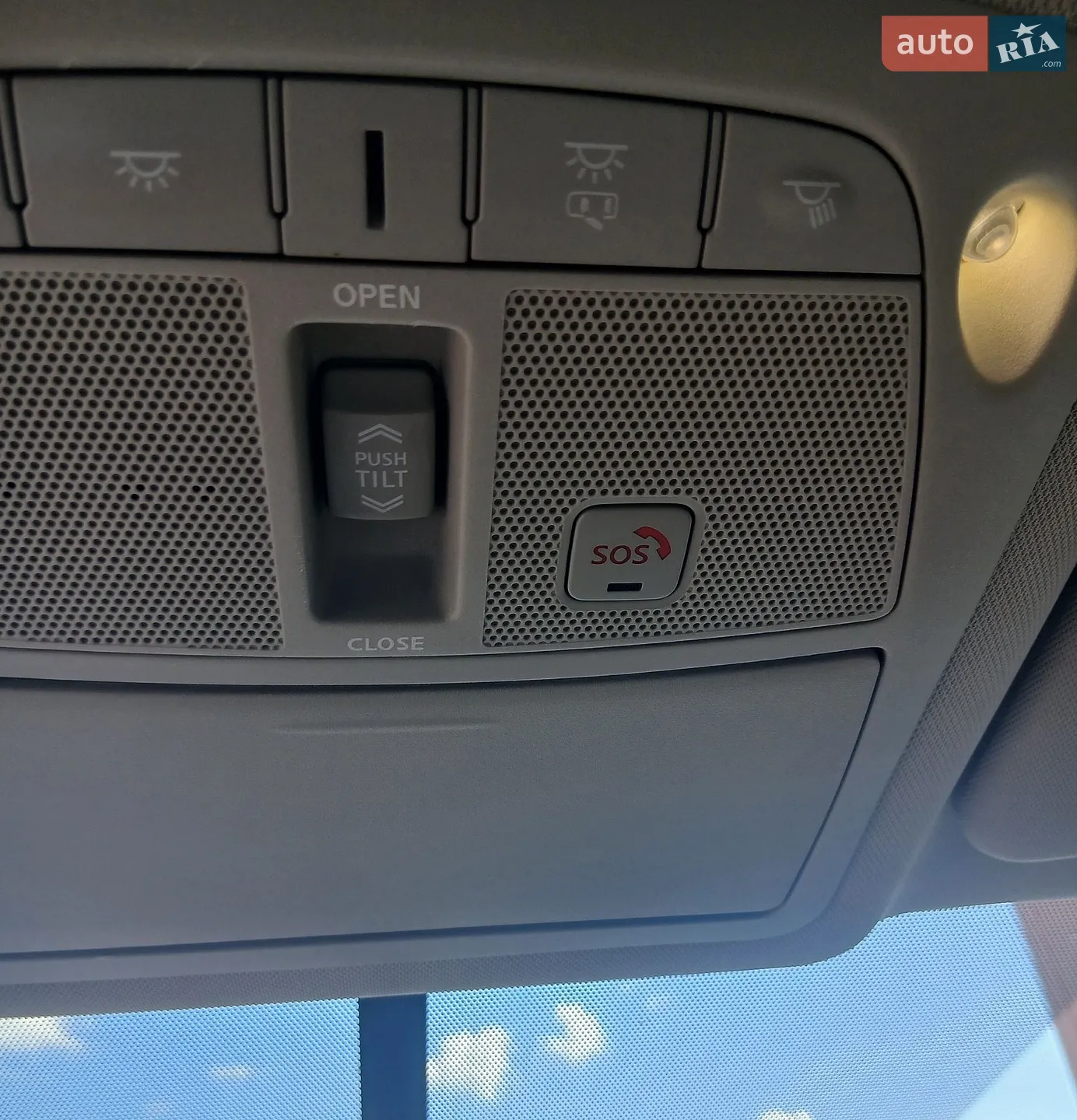 2016 Nissan Rogue - мініатюра 4