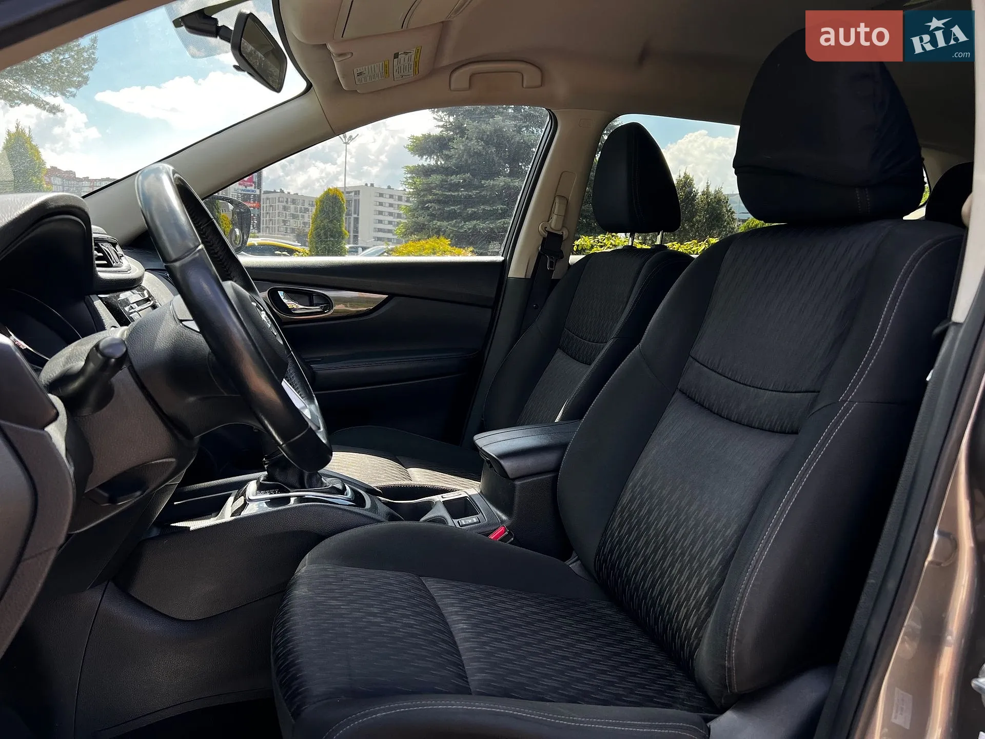 2018 Nissan Rogue - мініатюра 9