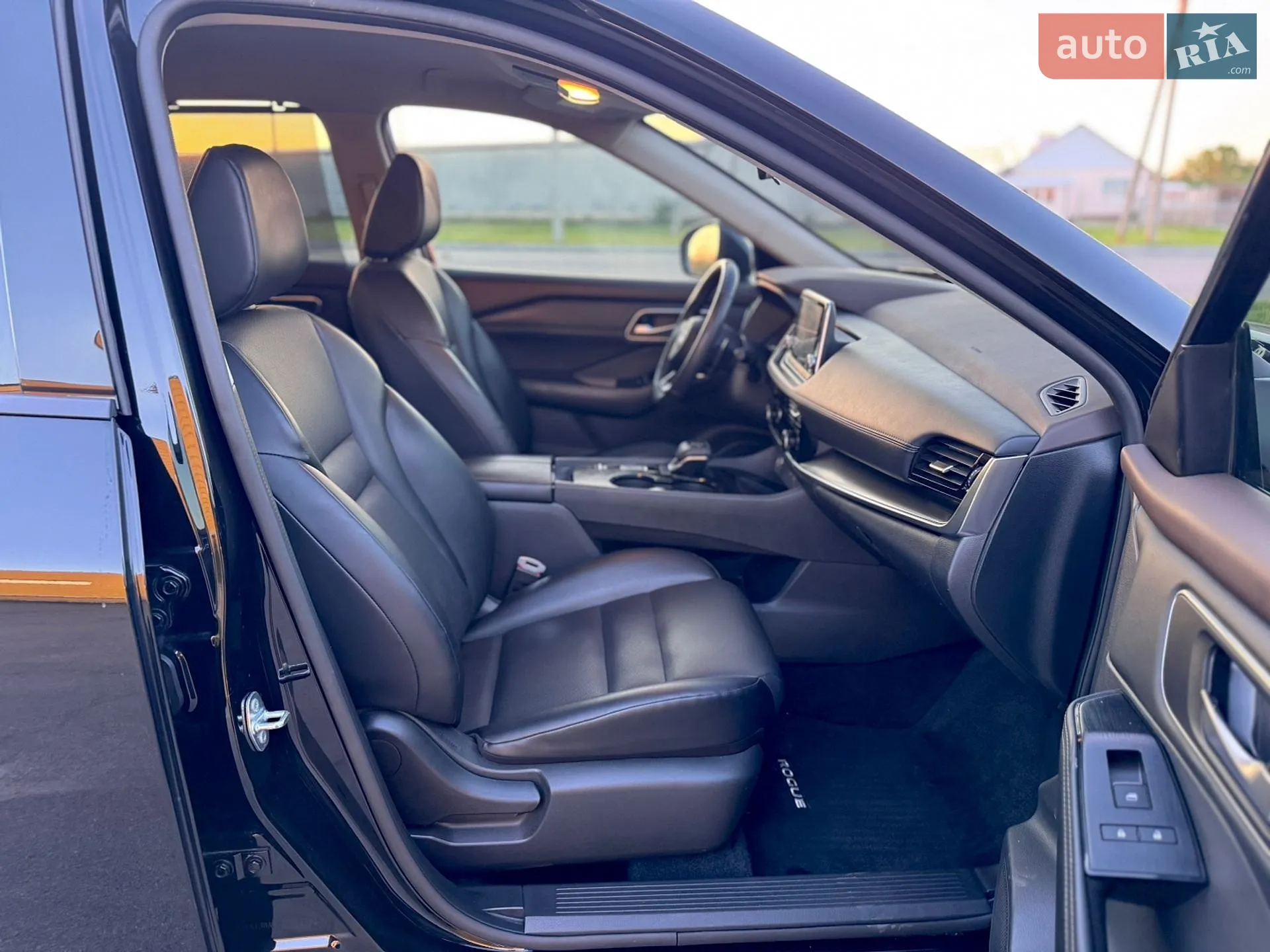 2021 Nissan Rogue - мініатюра 31