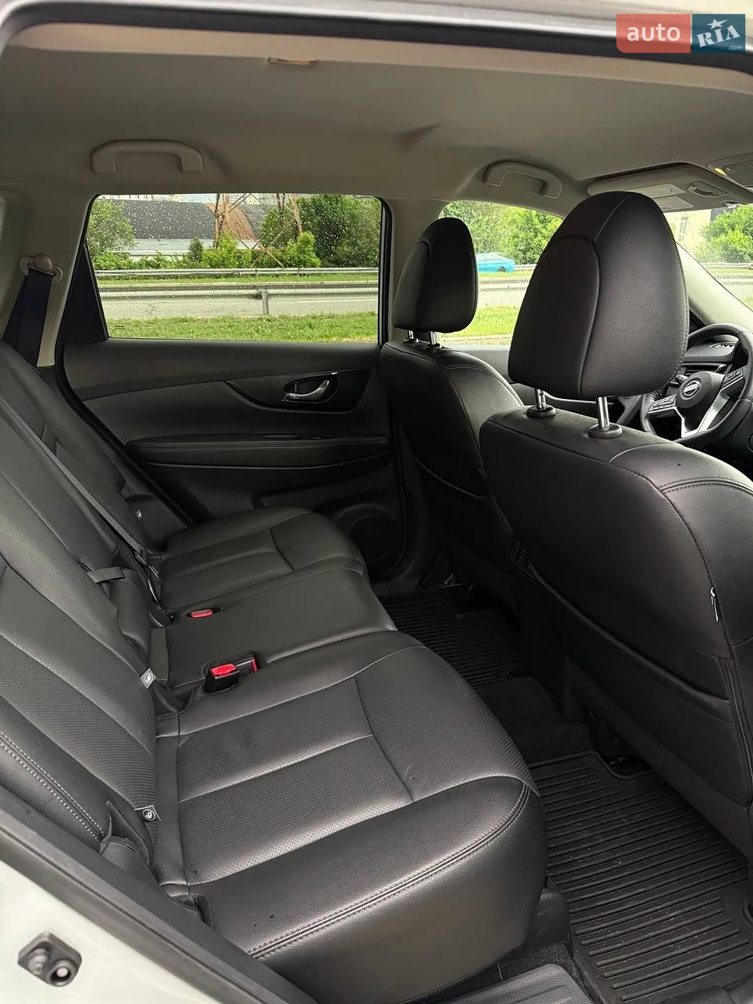 2019 Nissan Rogue - мініатюра 9
