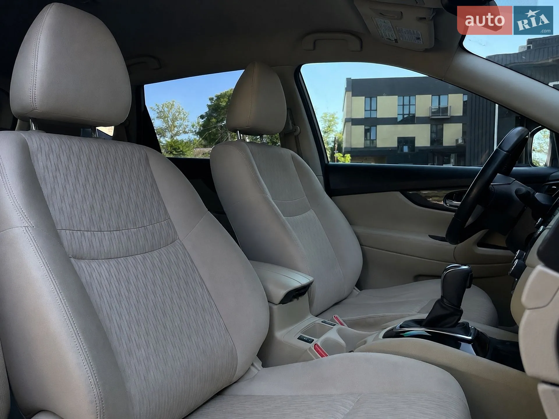 2019 Nissan Rogue - мініатюра 14