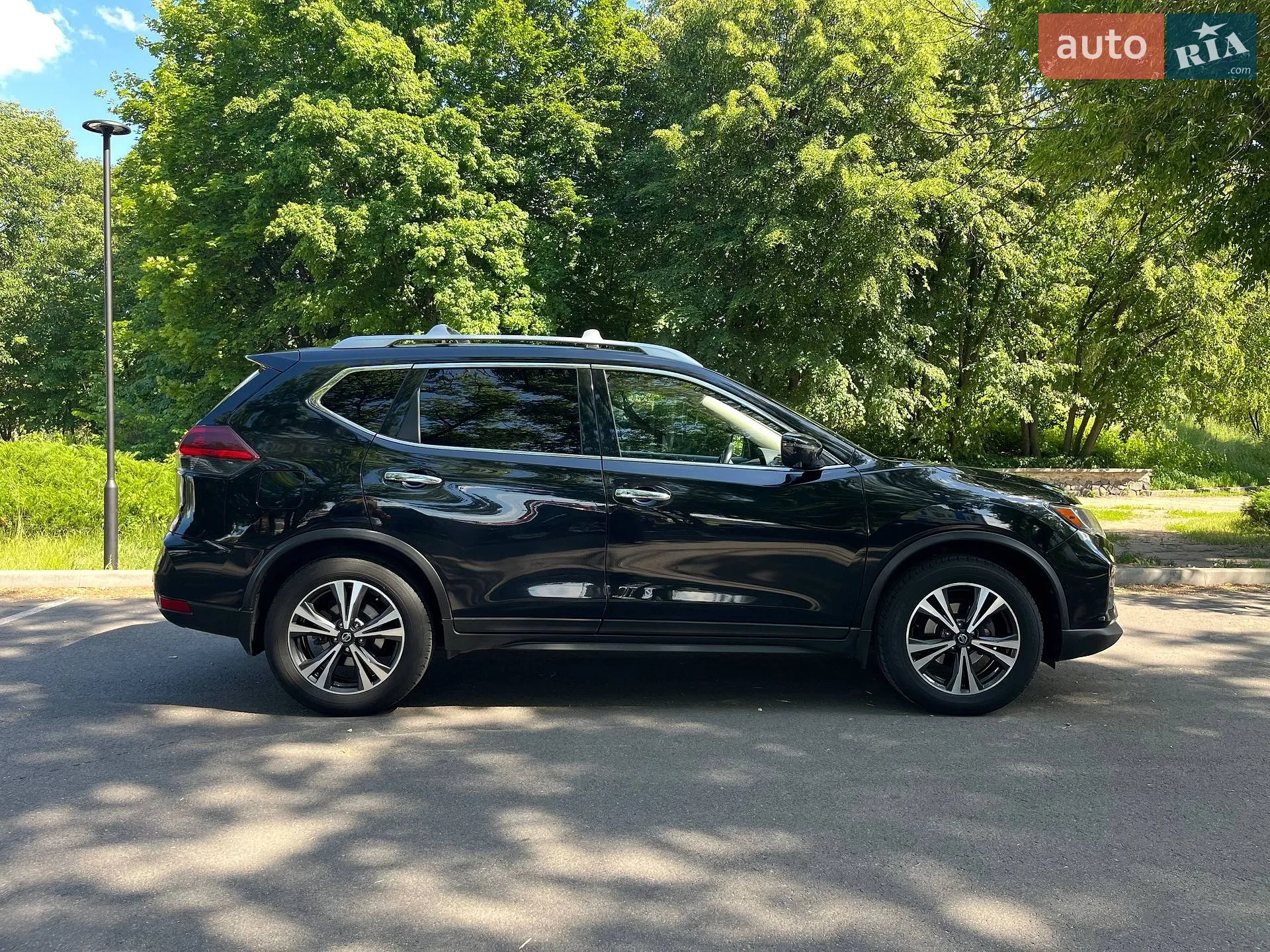 2019 Nissan Rogue - мініатюра 4