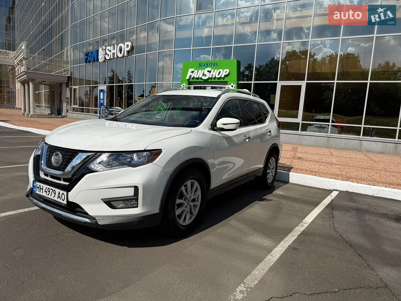 2019 Nissan Rogue - мініатюра 15