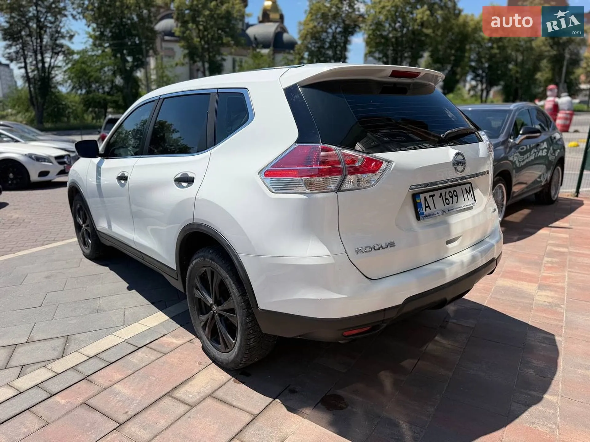 2016 Nissan Rogue - мініатюра 2