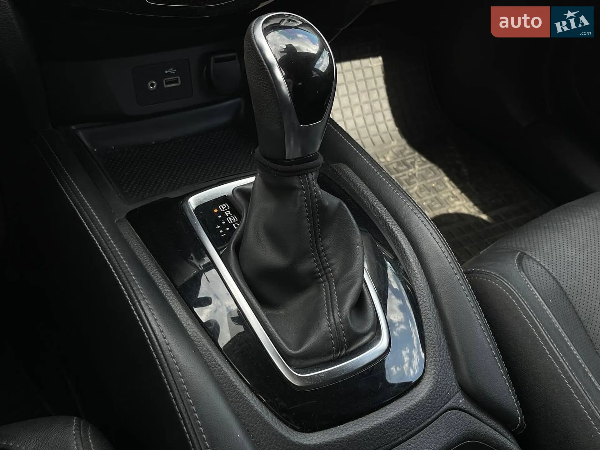 2018 Nissan Rogue - мініатюра 29