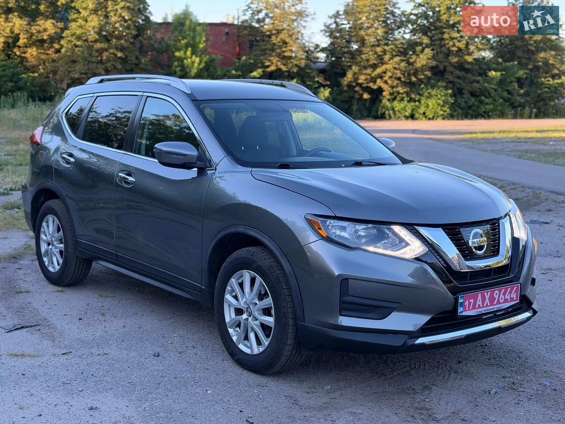 2018 Nissan Rogue - мініатюра 16