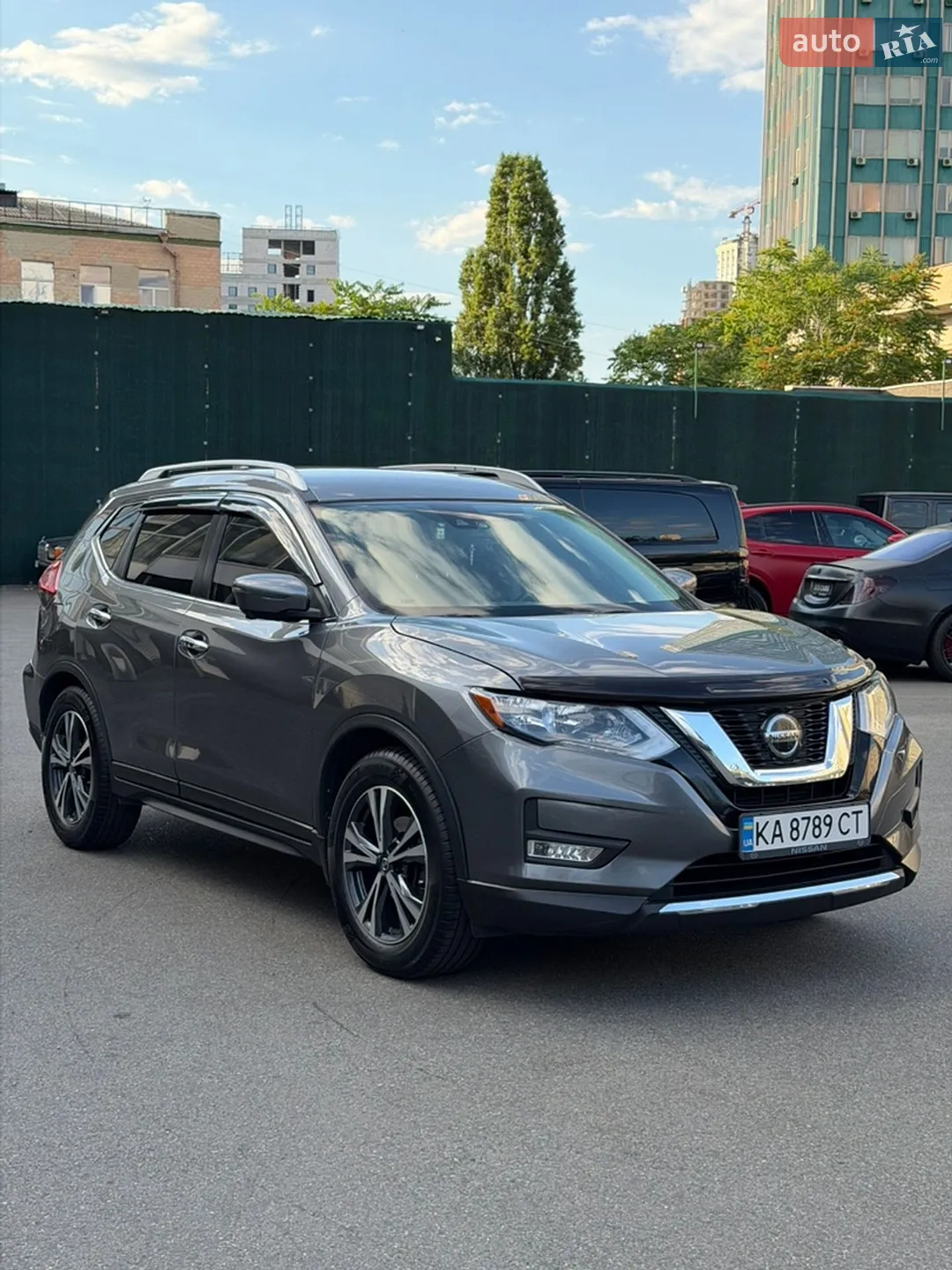 2019 Nissan Rogue - мініатюра 2