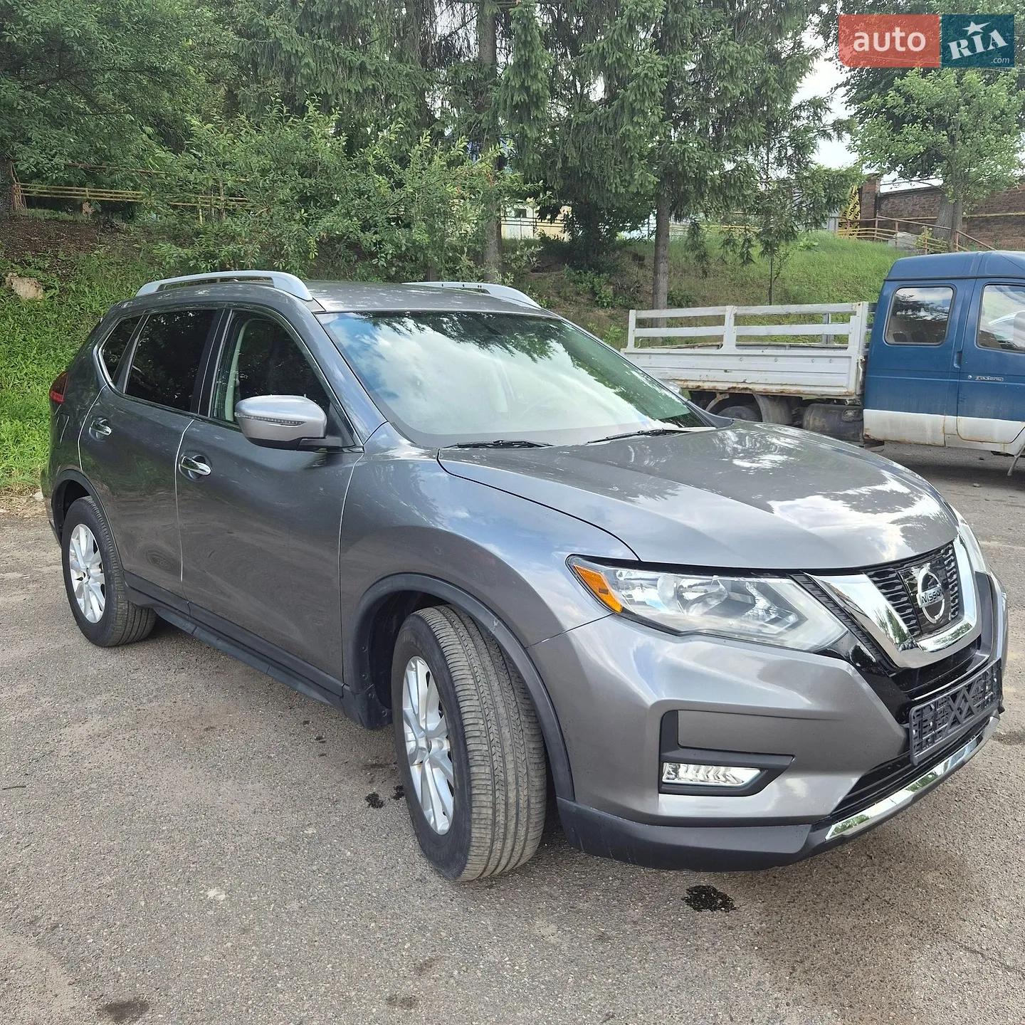 2018 Nissan Rogue - мініатюра 2