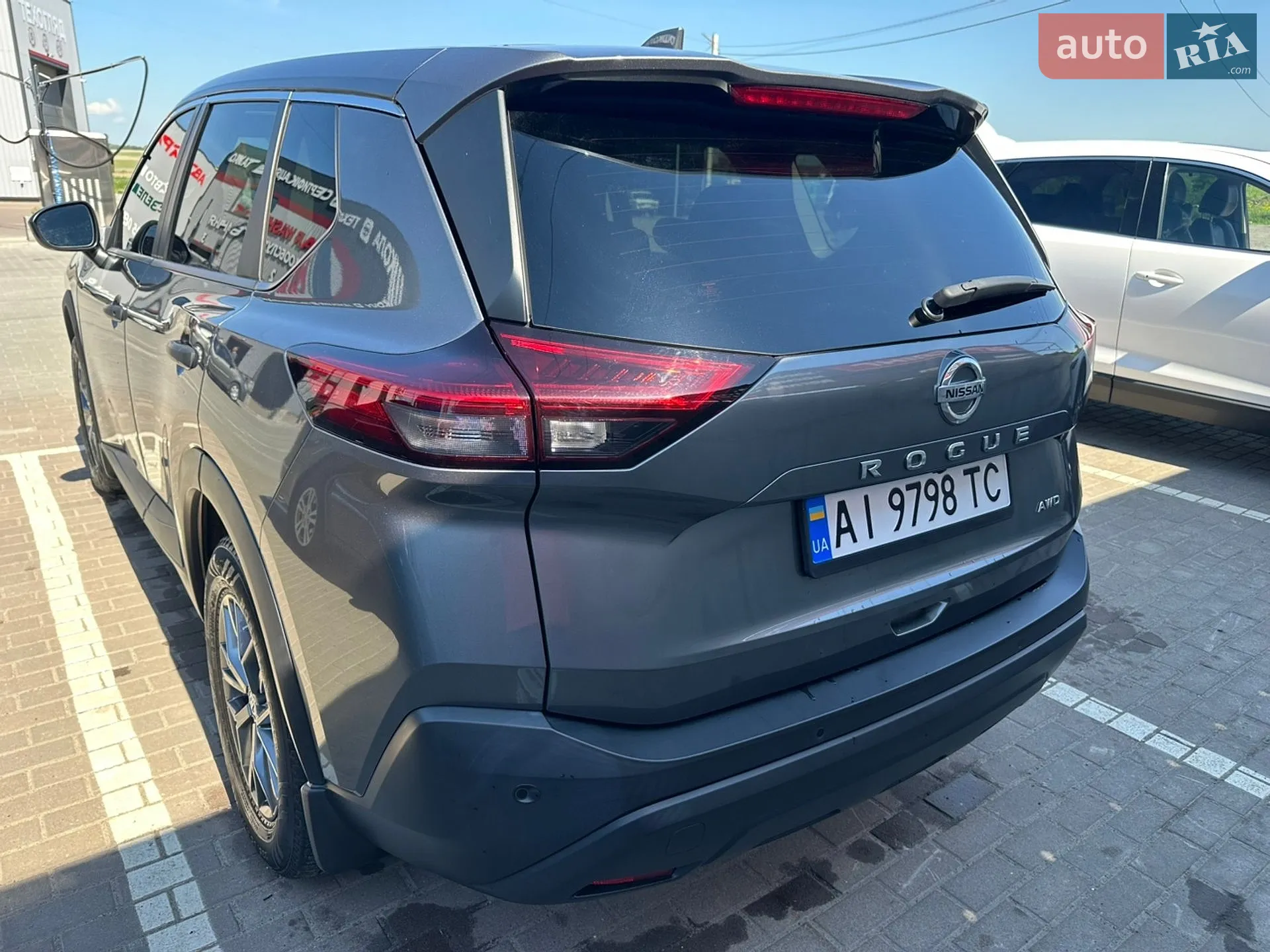 2021 Nissan Rogue - мініатюра 8