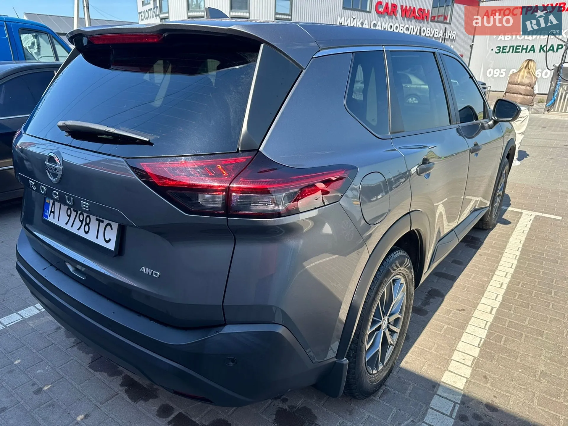 2021 Nissan Rogue - мініатюра 13