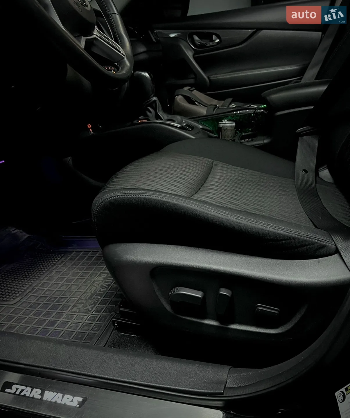 2016 Nissan Rogue - мініатюра 19