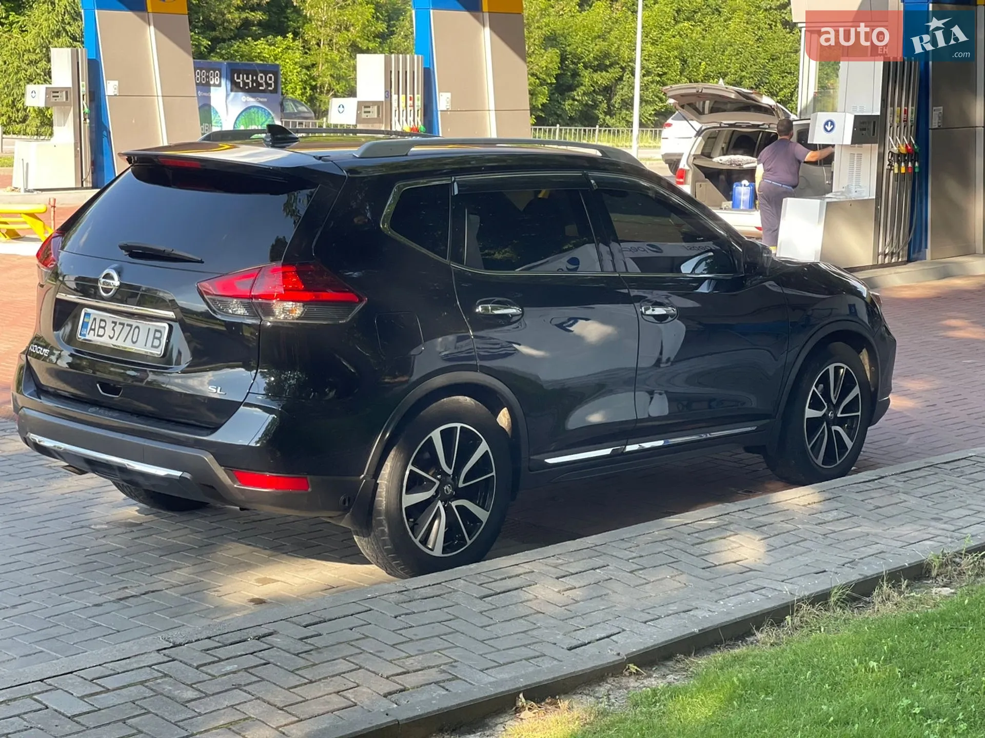 2016 Nissan Rogue - мініатюра 3