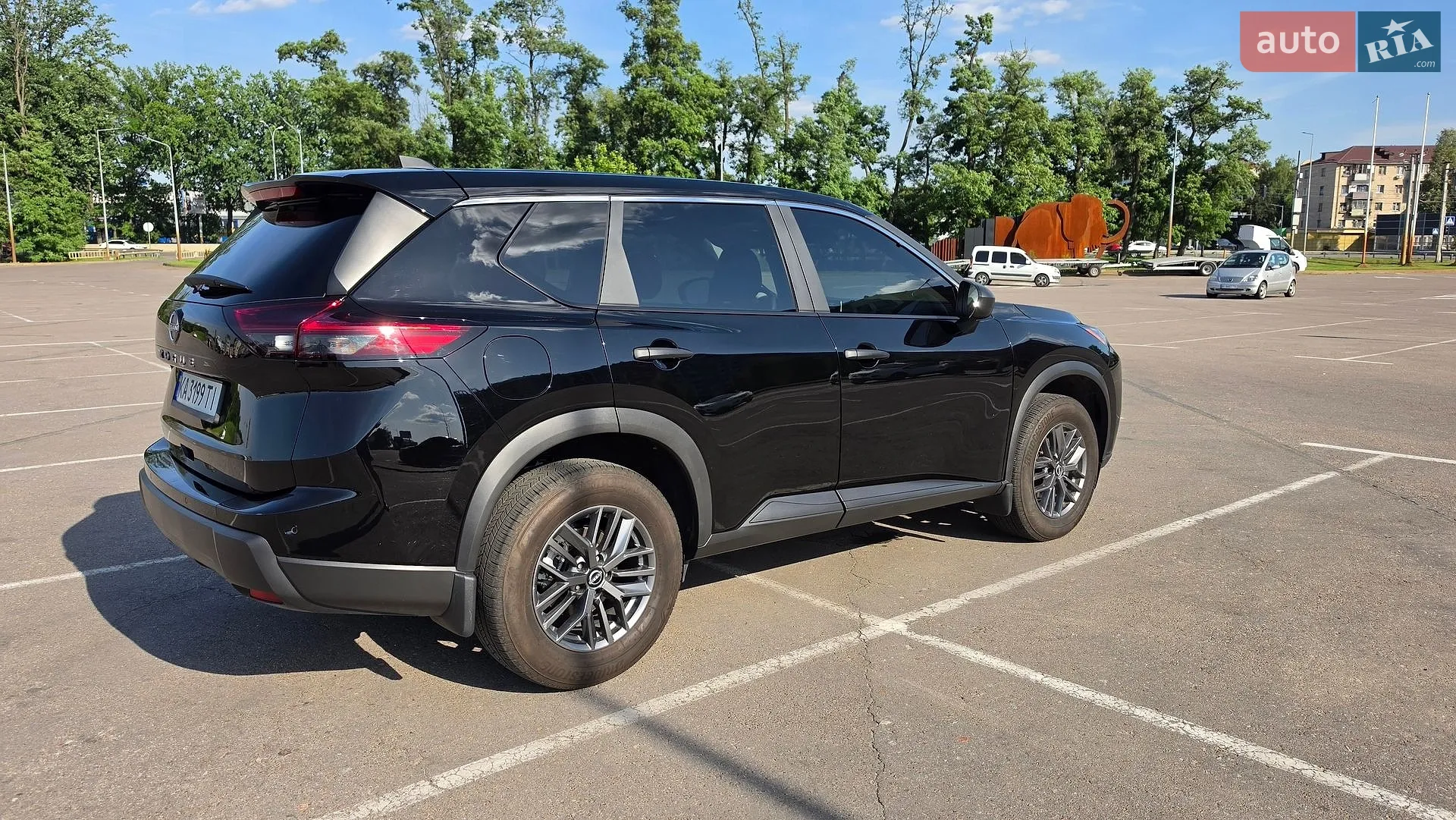 2025 Nissan Rogue - мініатюра 12