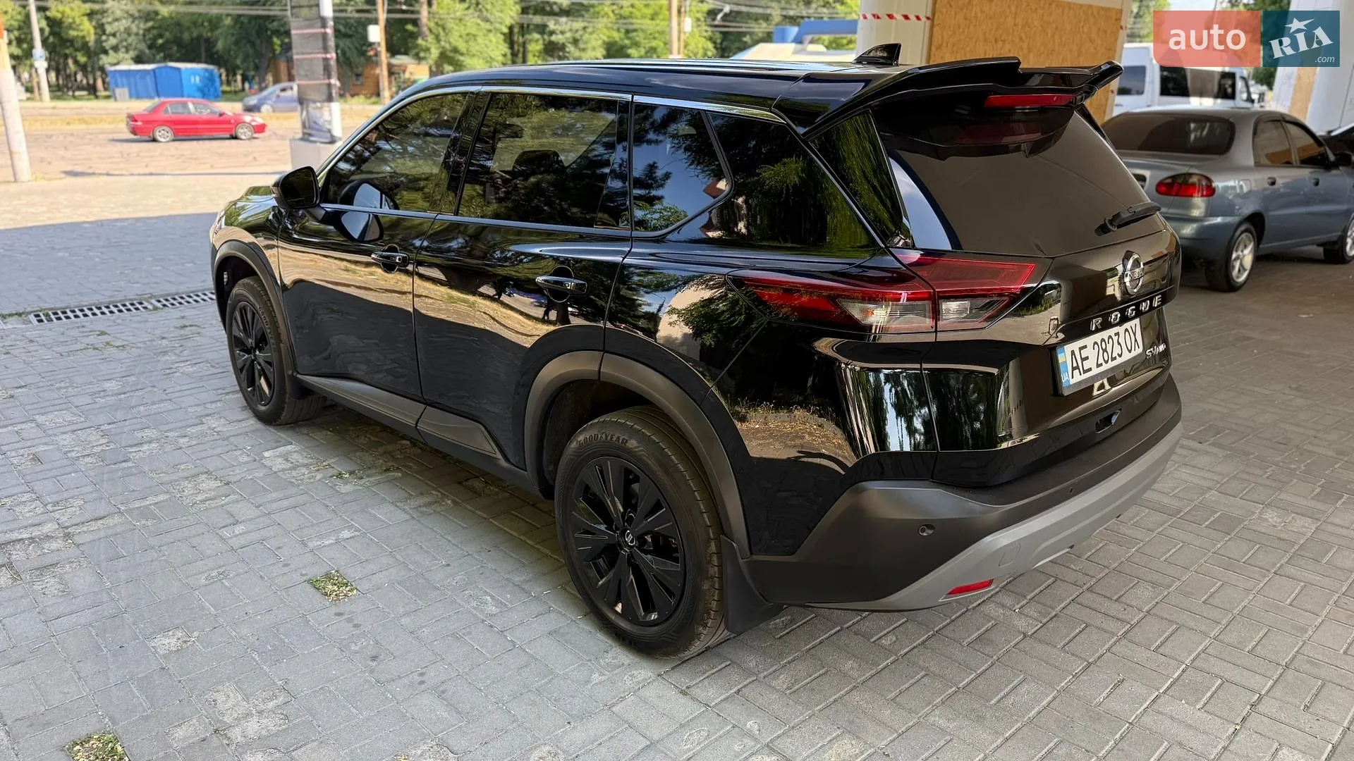 2021 Nissan Rogue - мініатюра 10