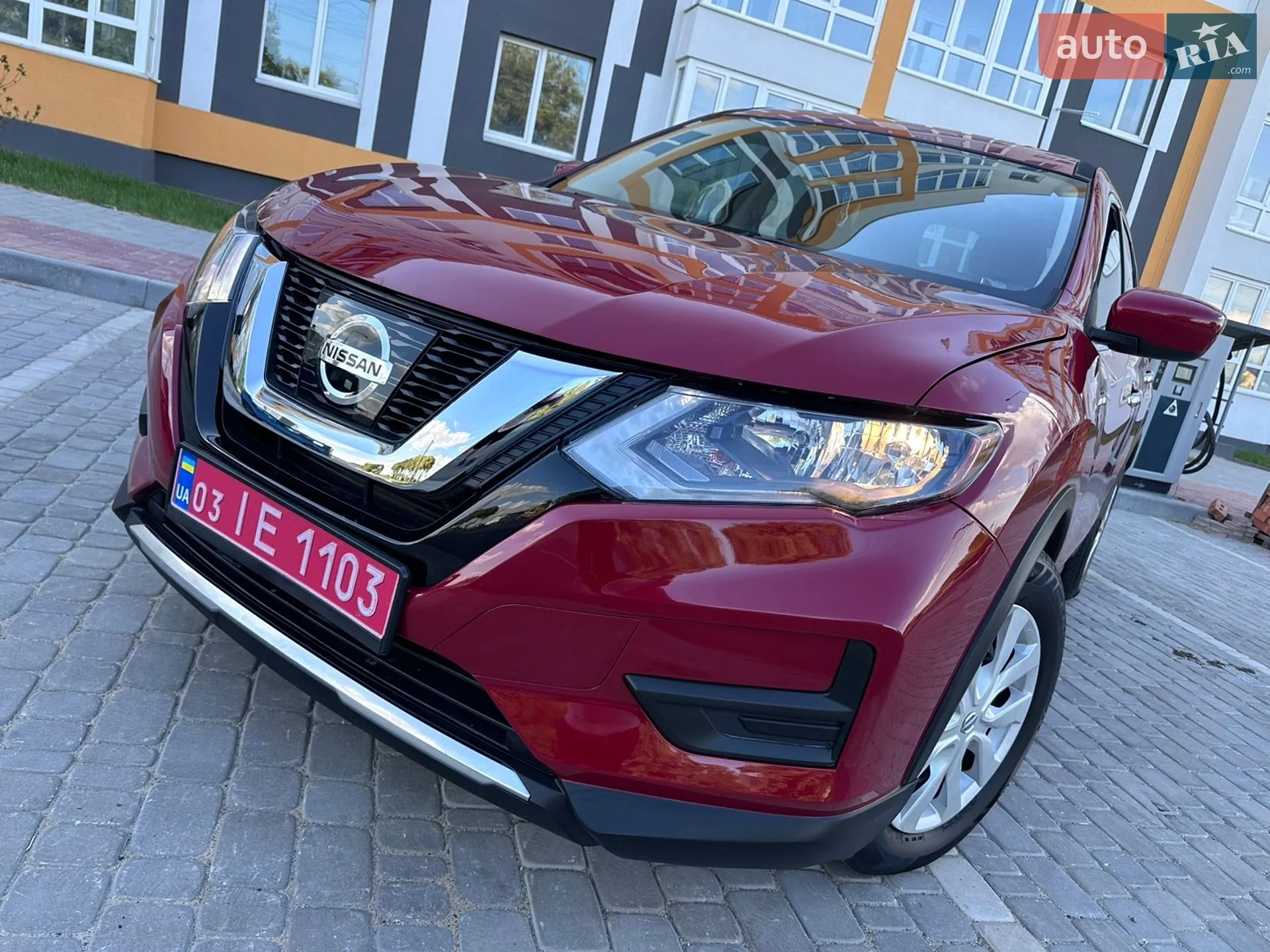 2017 Nissan Rogue - фото 1
