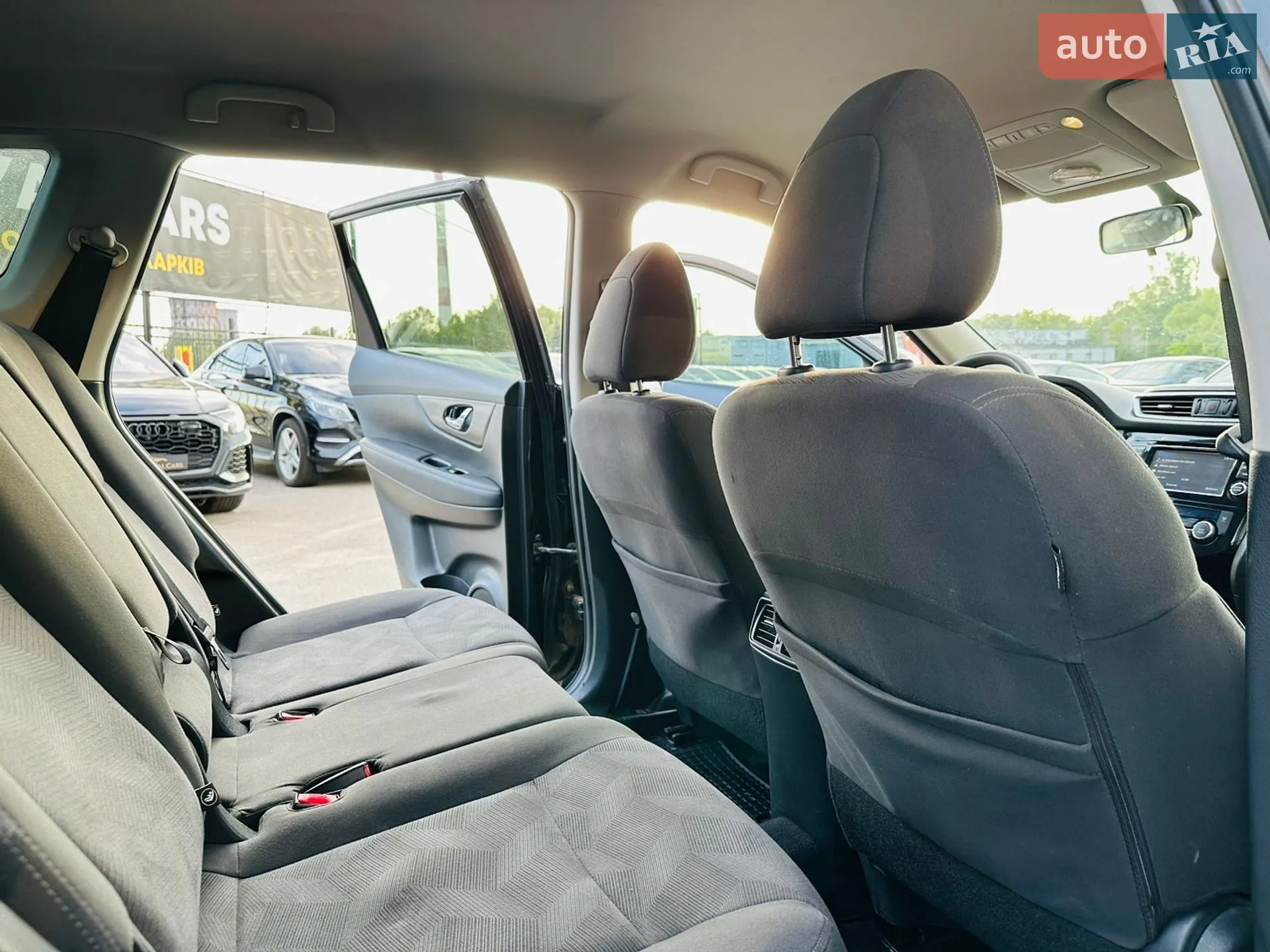 2016 Nissan Rogue - мініатюра 20
