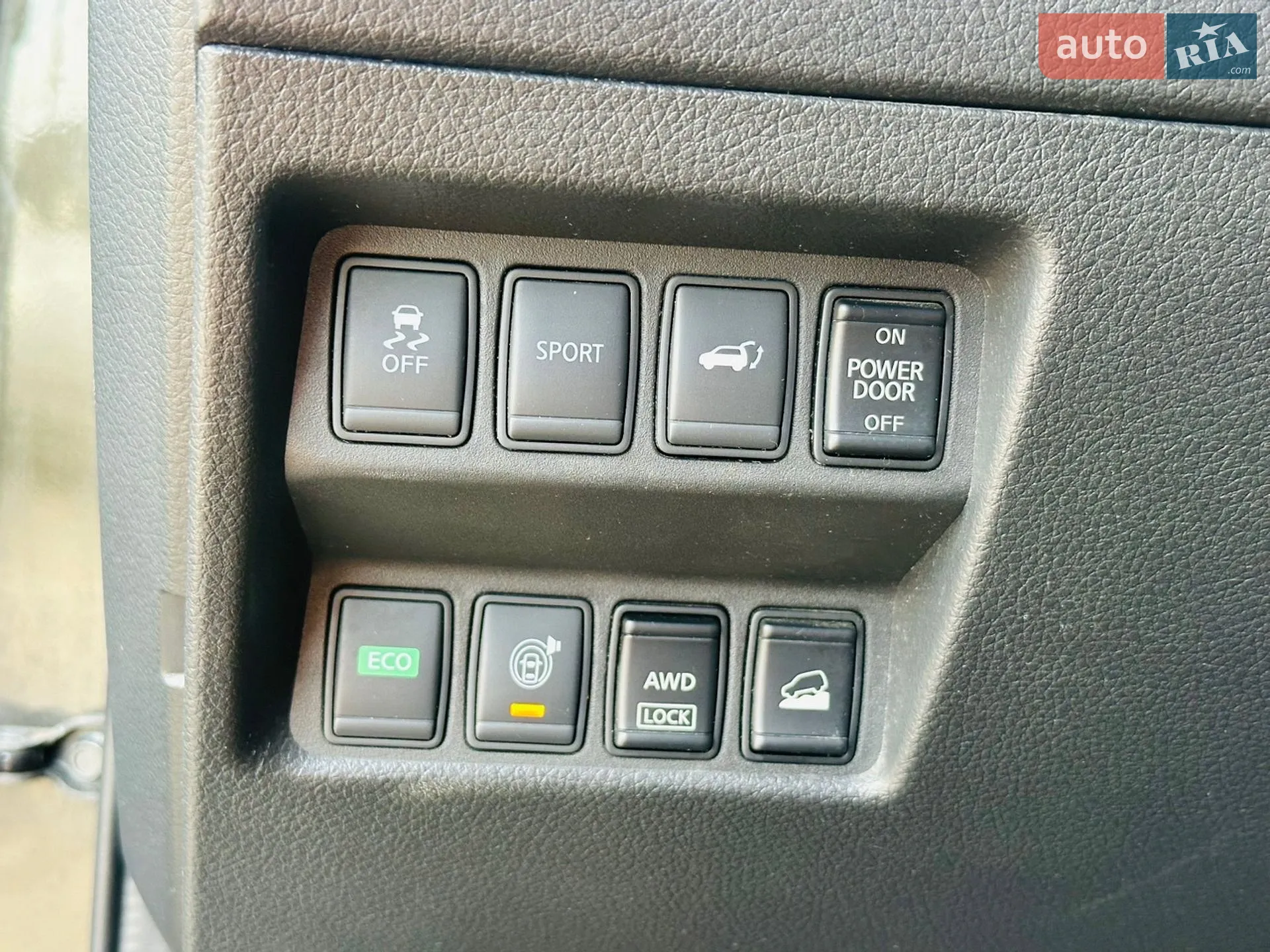 2016 Nissan Rogue - мініатюра 37