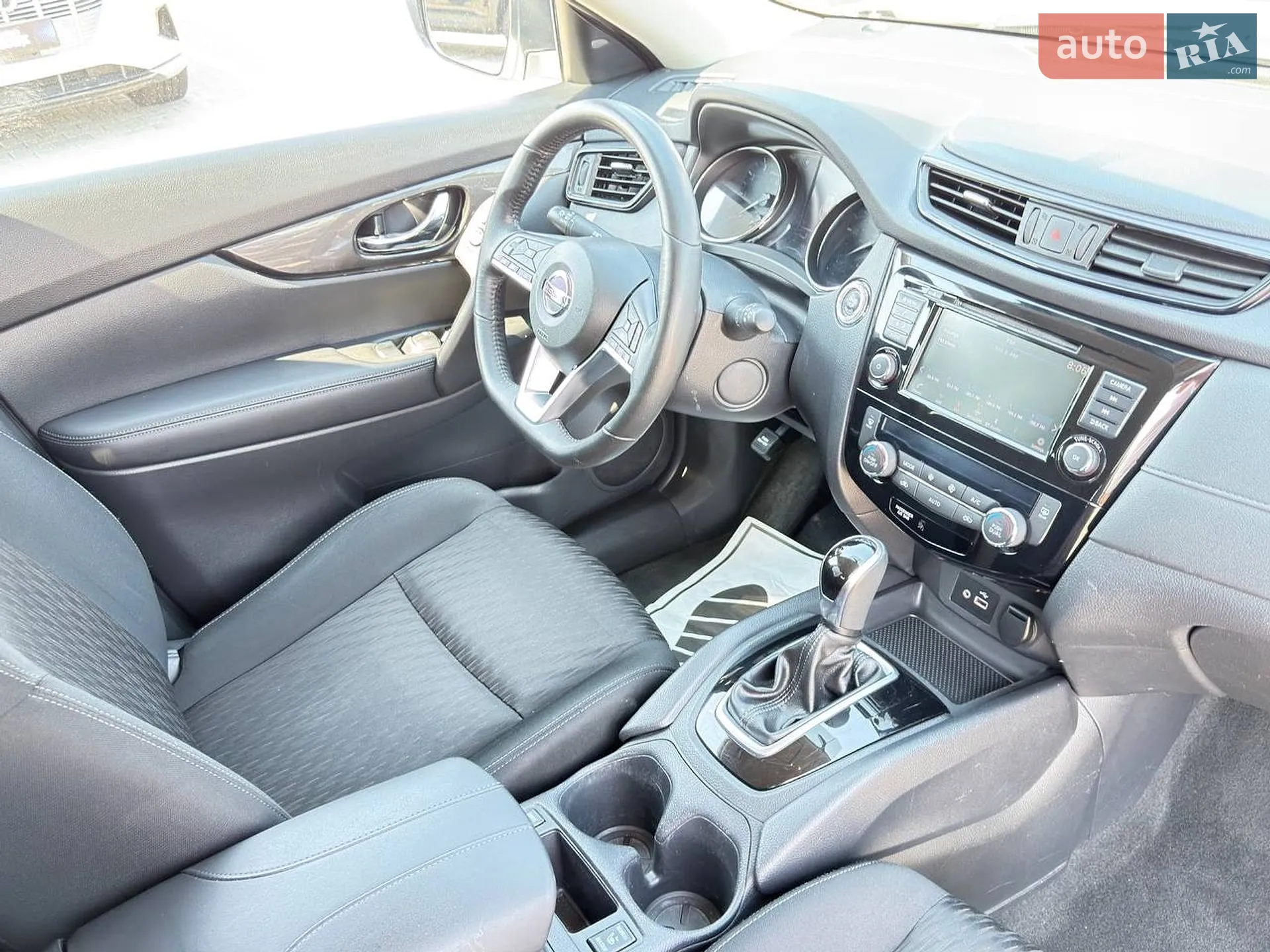 2018 Nissan Rogue - мініатюра 17