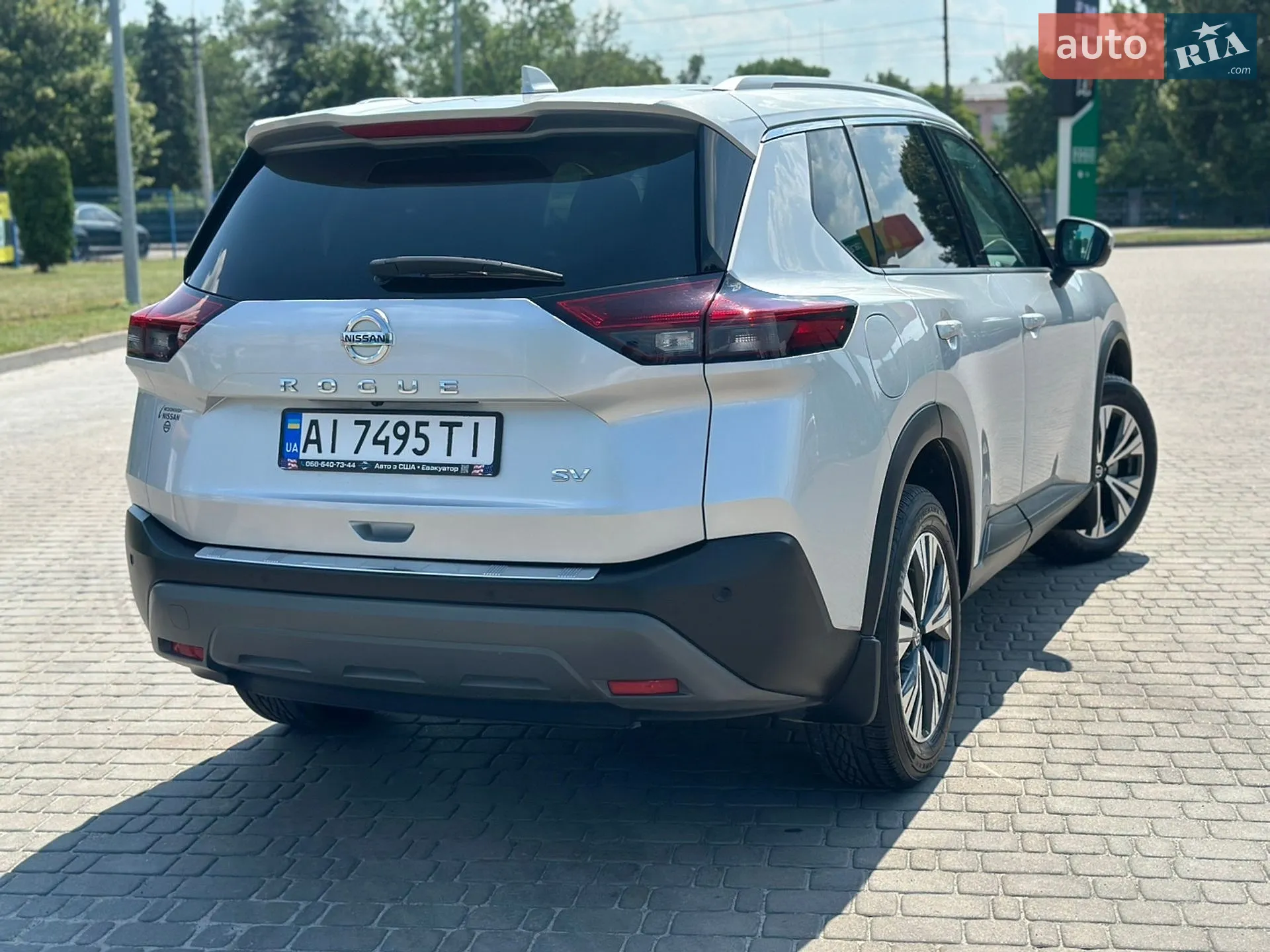 2021 Nissan Rogue - мініатюра 16