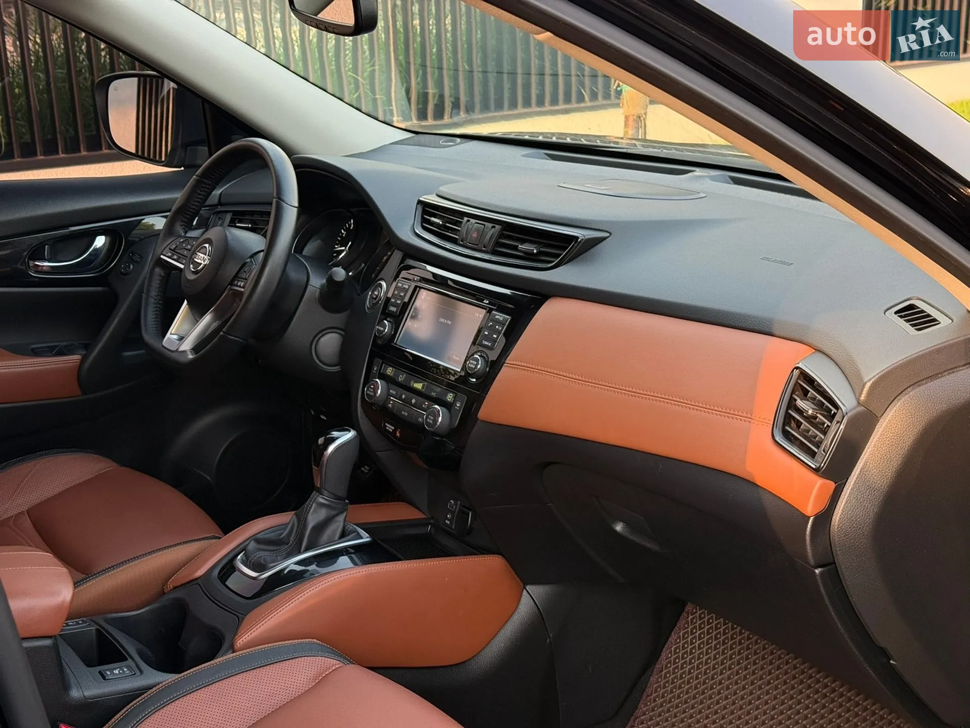 2017 Nissan Rogue - мініатюра 11