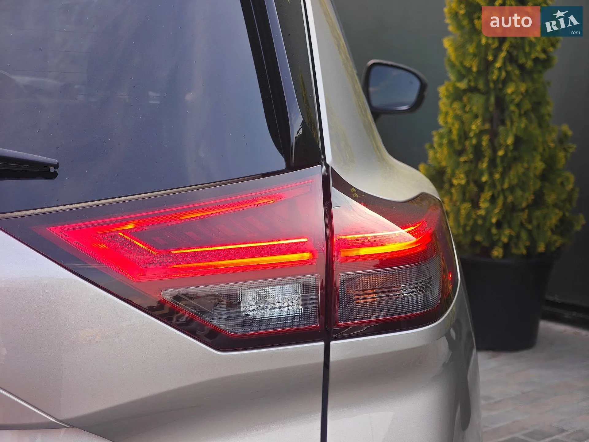 2021 Nissan Rogue - мініатюра 27