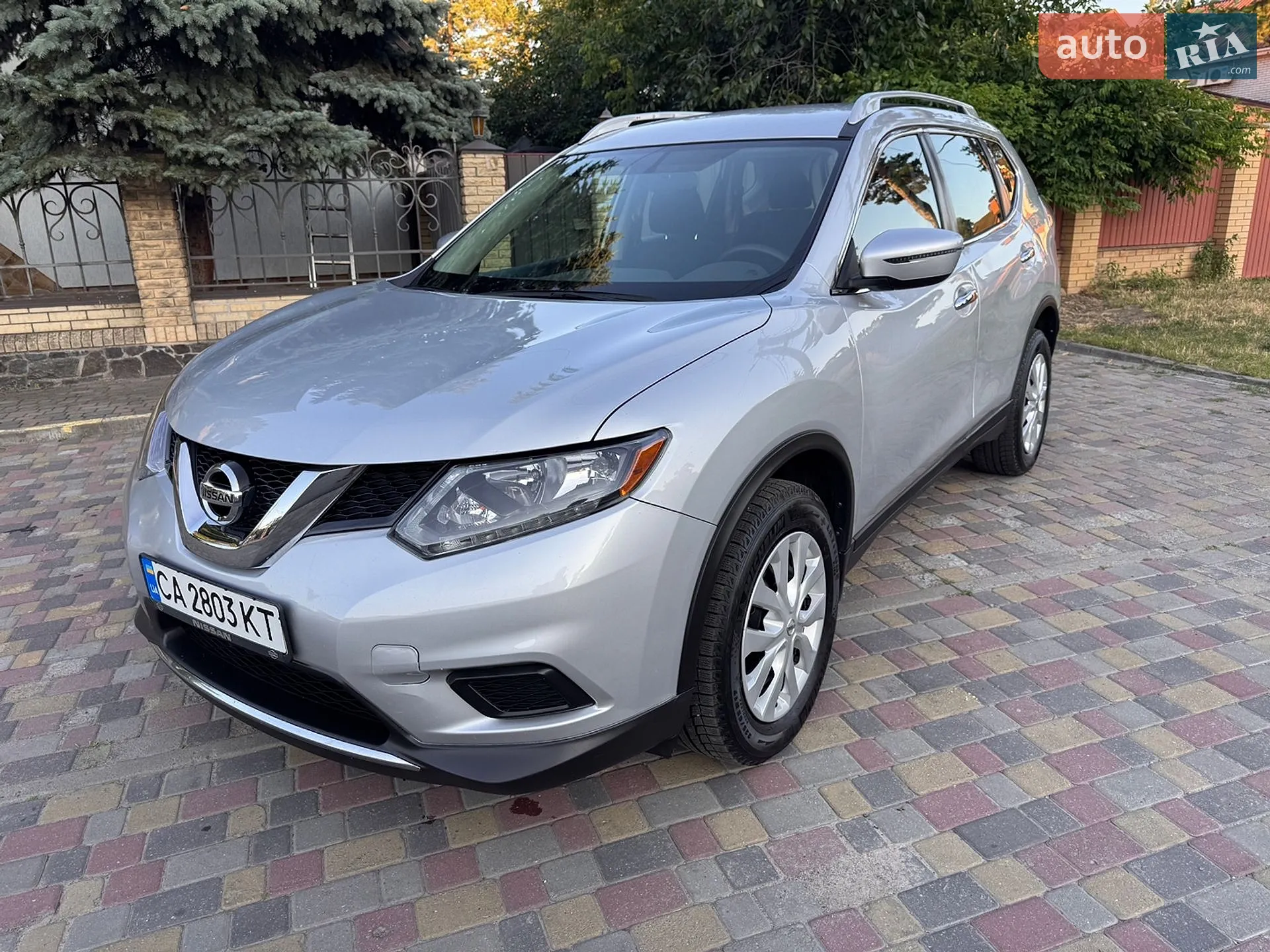 2016 Nissan Rogue - мініатюра 2