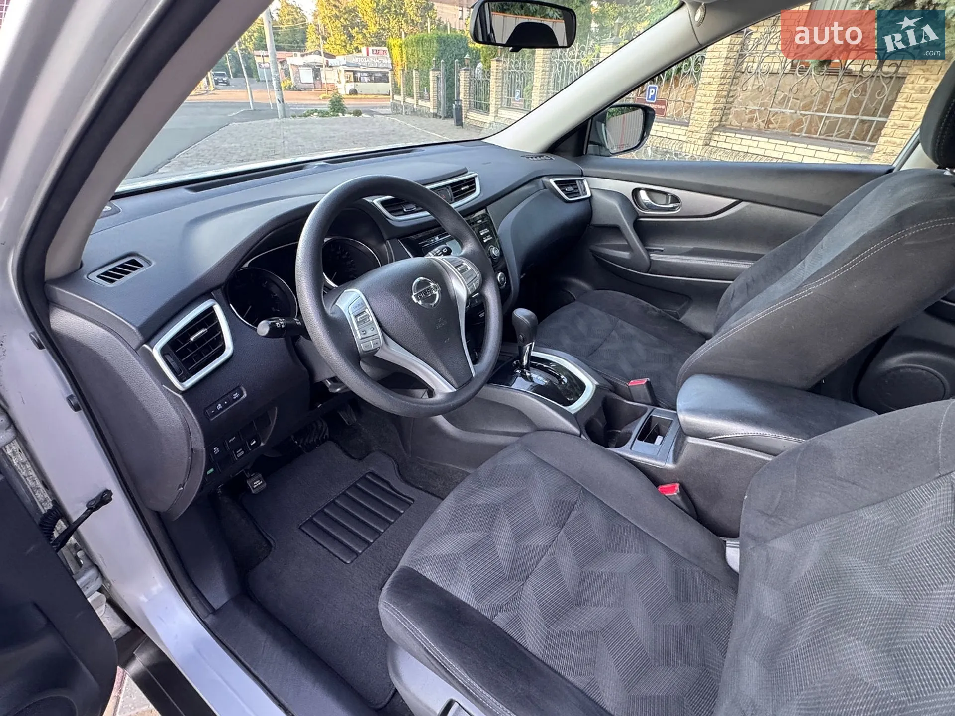 2016 Nissan Rogue - мініатюра 12