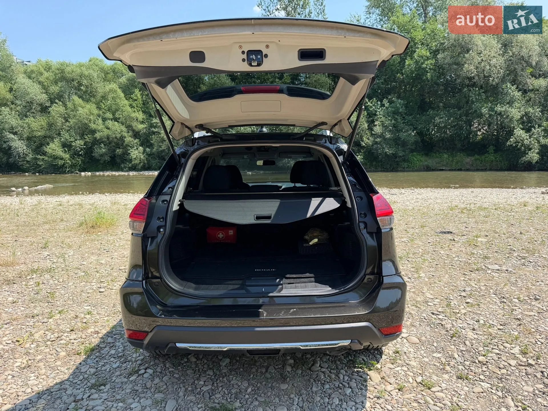 2017 Nissan Rogue - мініатюра 12