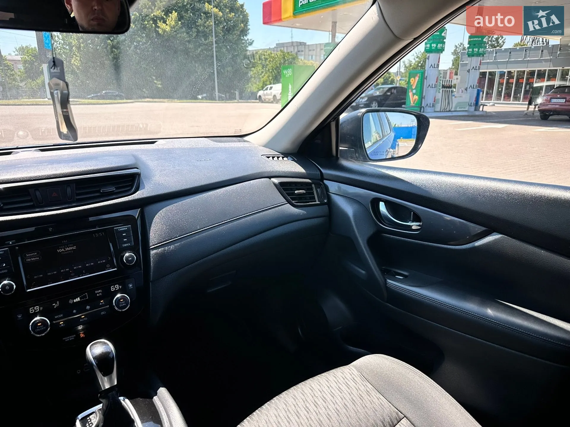 2019 Nissan Rogue - мініатюра 31
