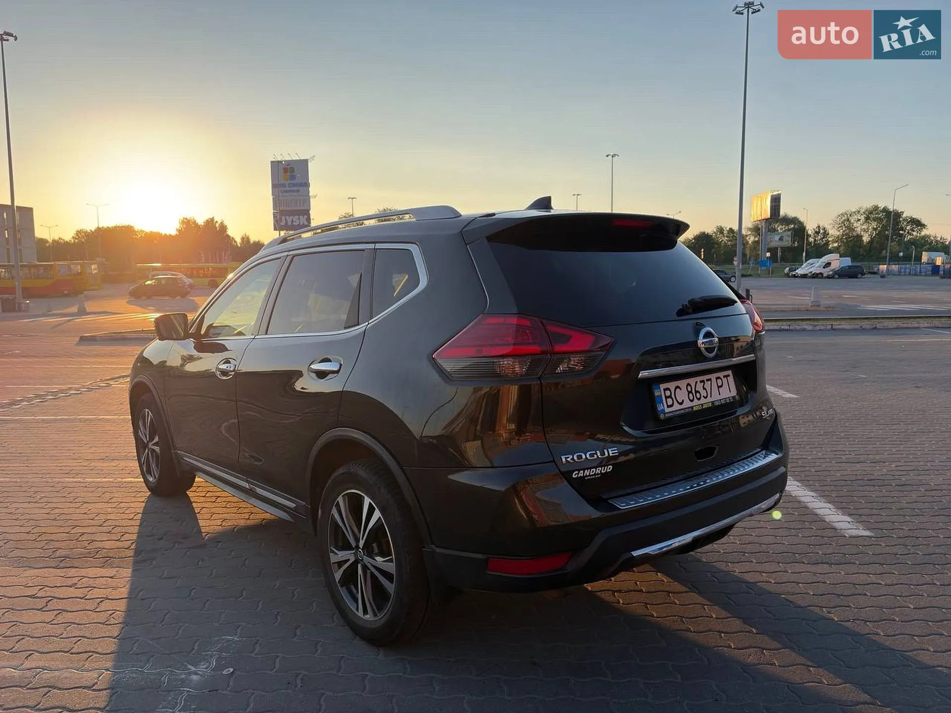 2017 Nissan Rogue - мініатюра 8