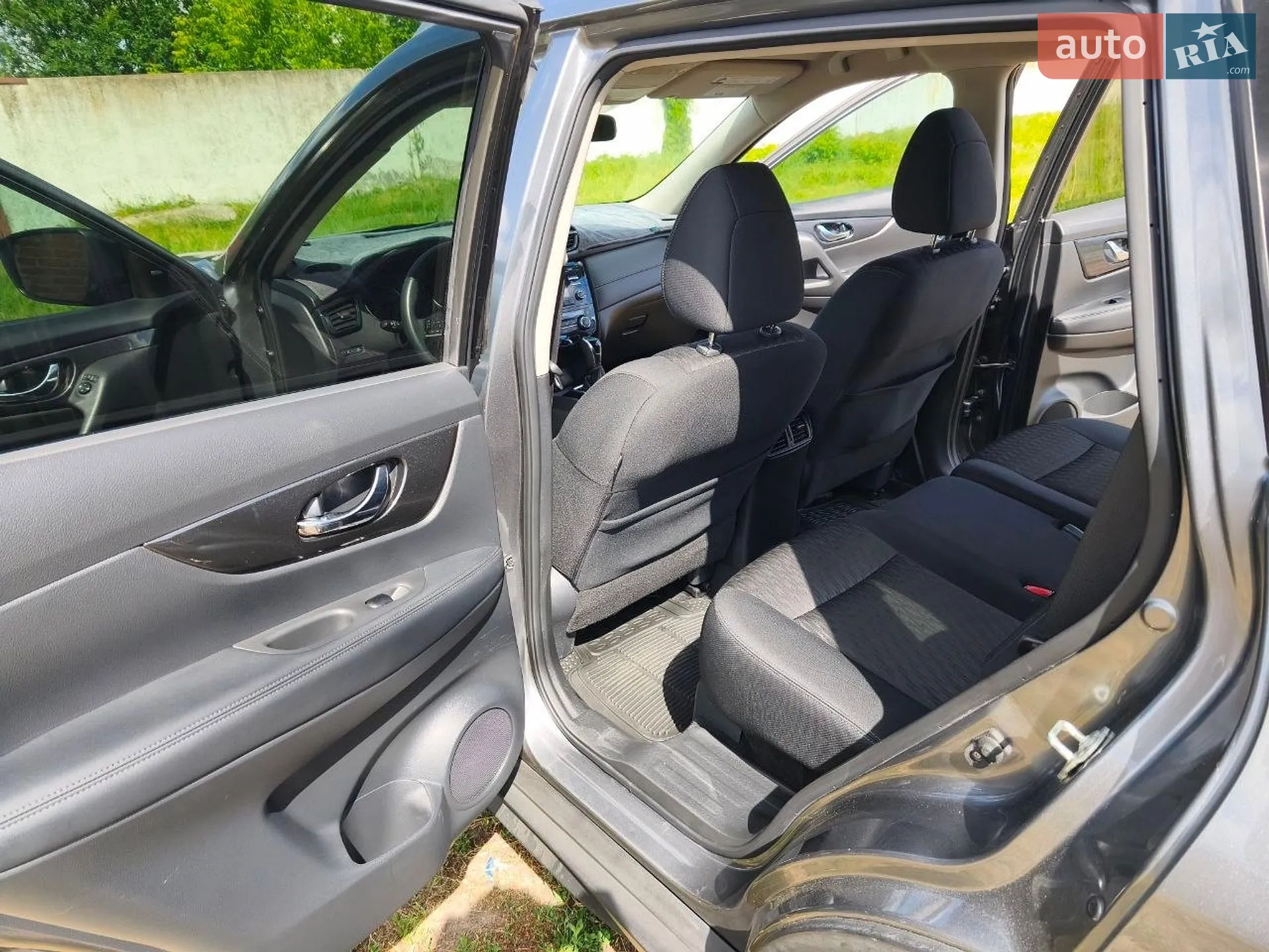 2017 Nissan Rogue - мініатюра 16