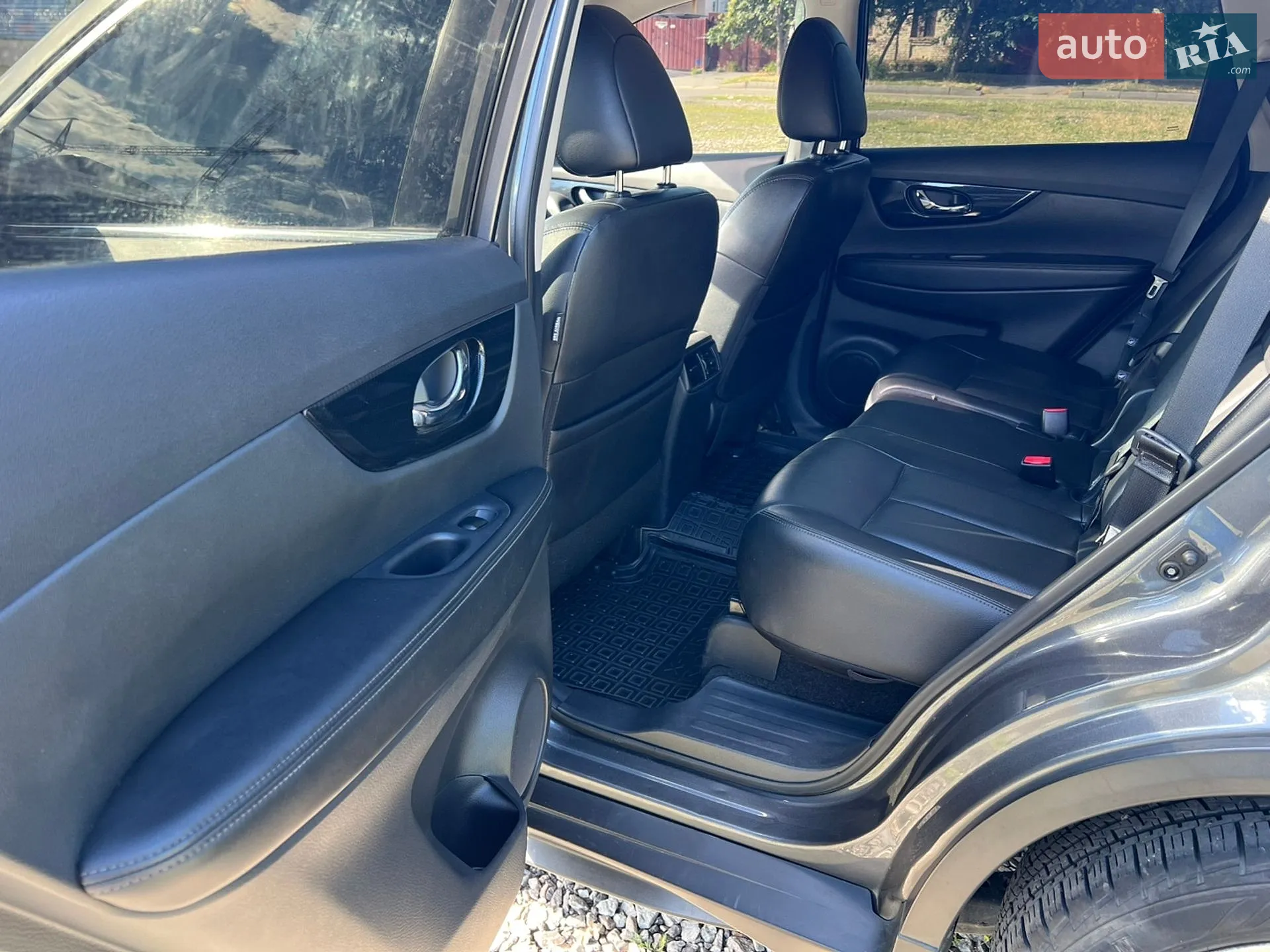 2019 Nissan Rogue - мініатюра 9